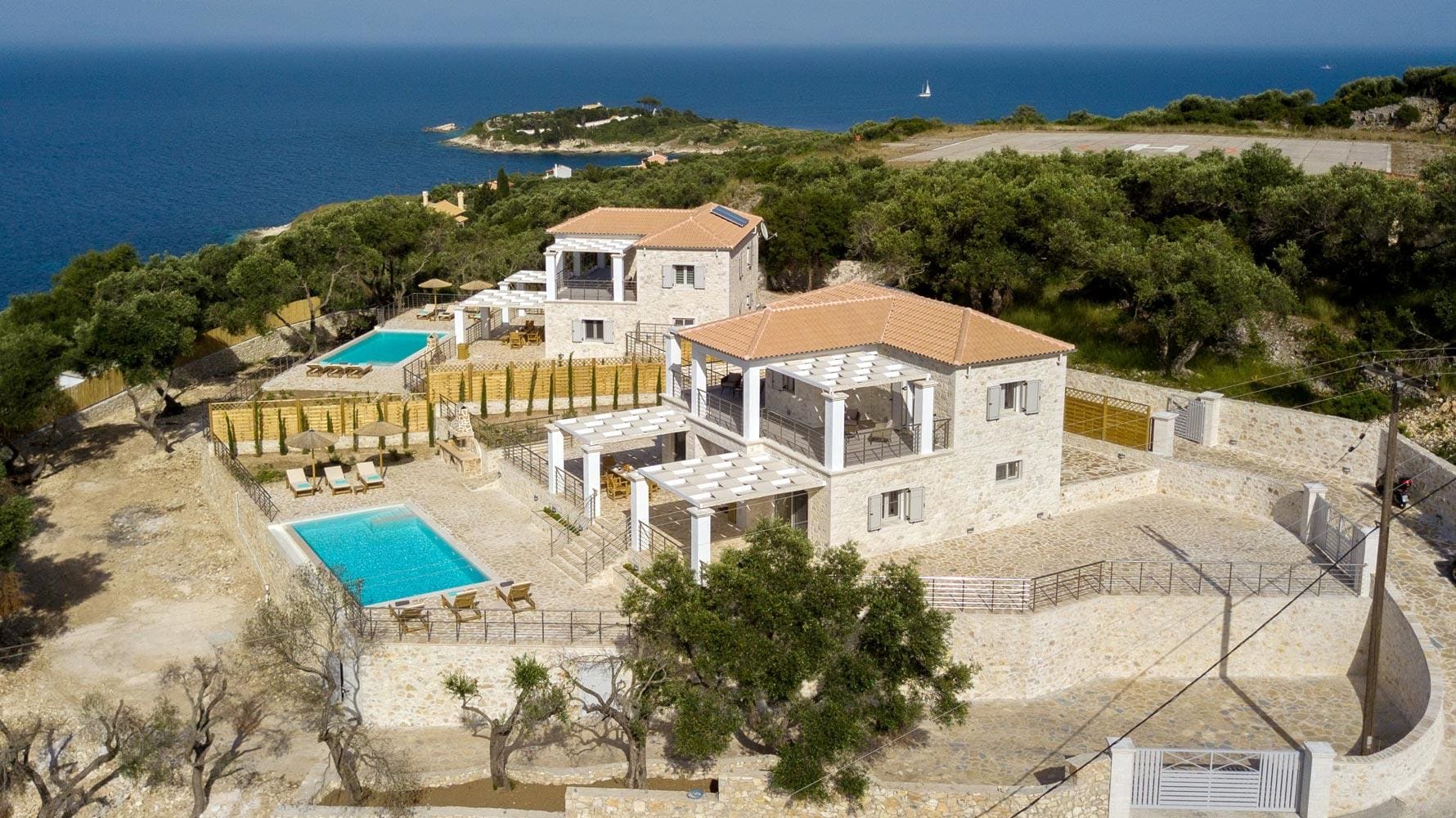 Villa Lefki Mongonissi Paxi: Luxury 4-Bedroom Apartment with Seaview and Pool, Paxi