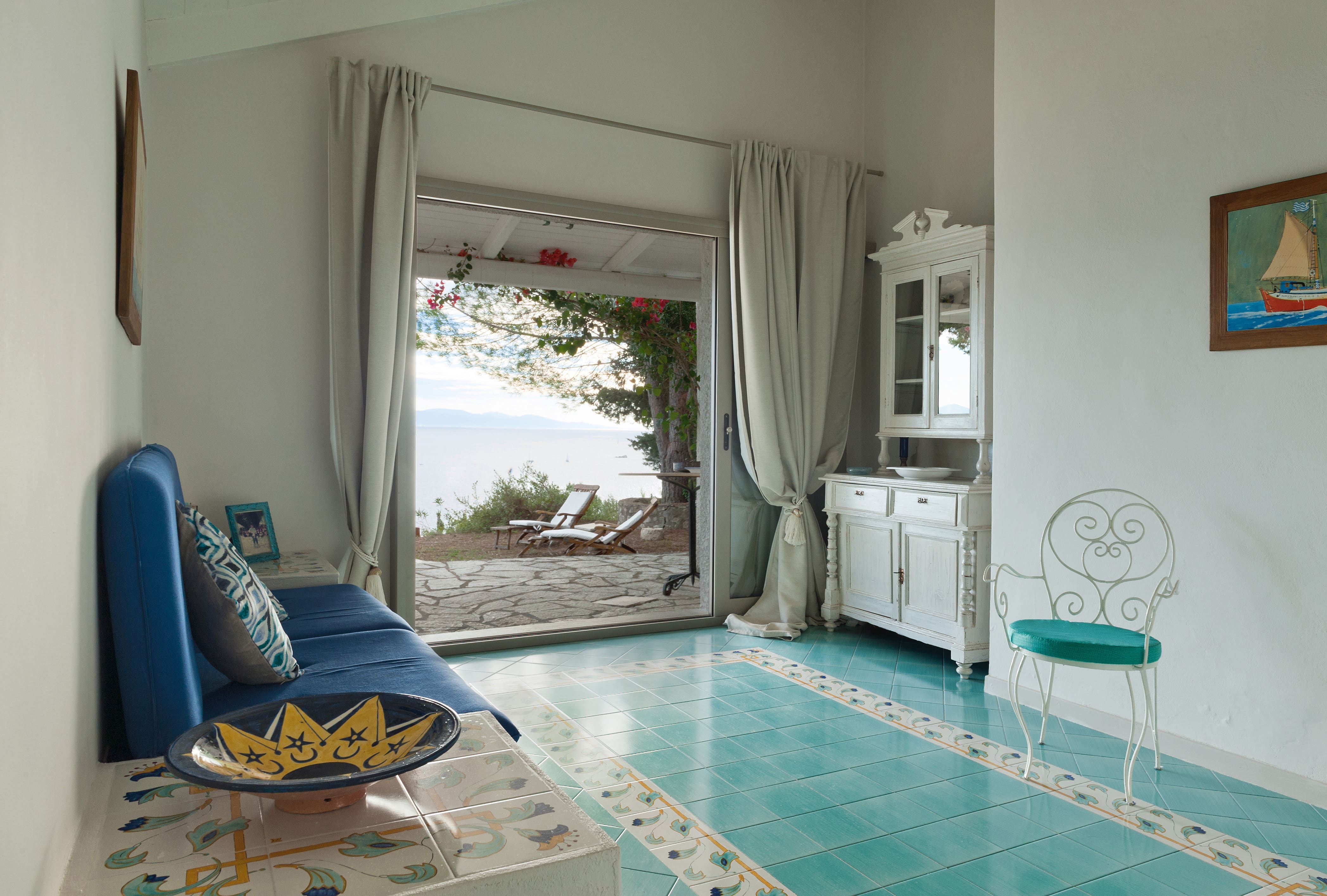 Villa Meltemi Paxi: Luxury 4-Bedroom Apartment with Infinity Pool and Sea Views, Paxi