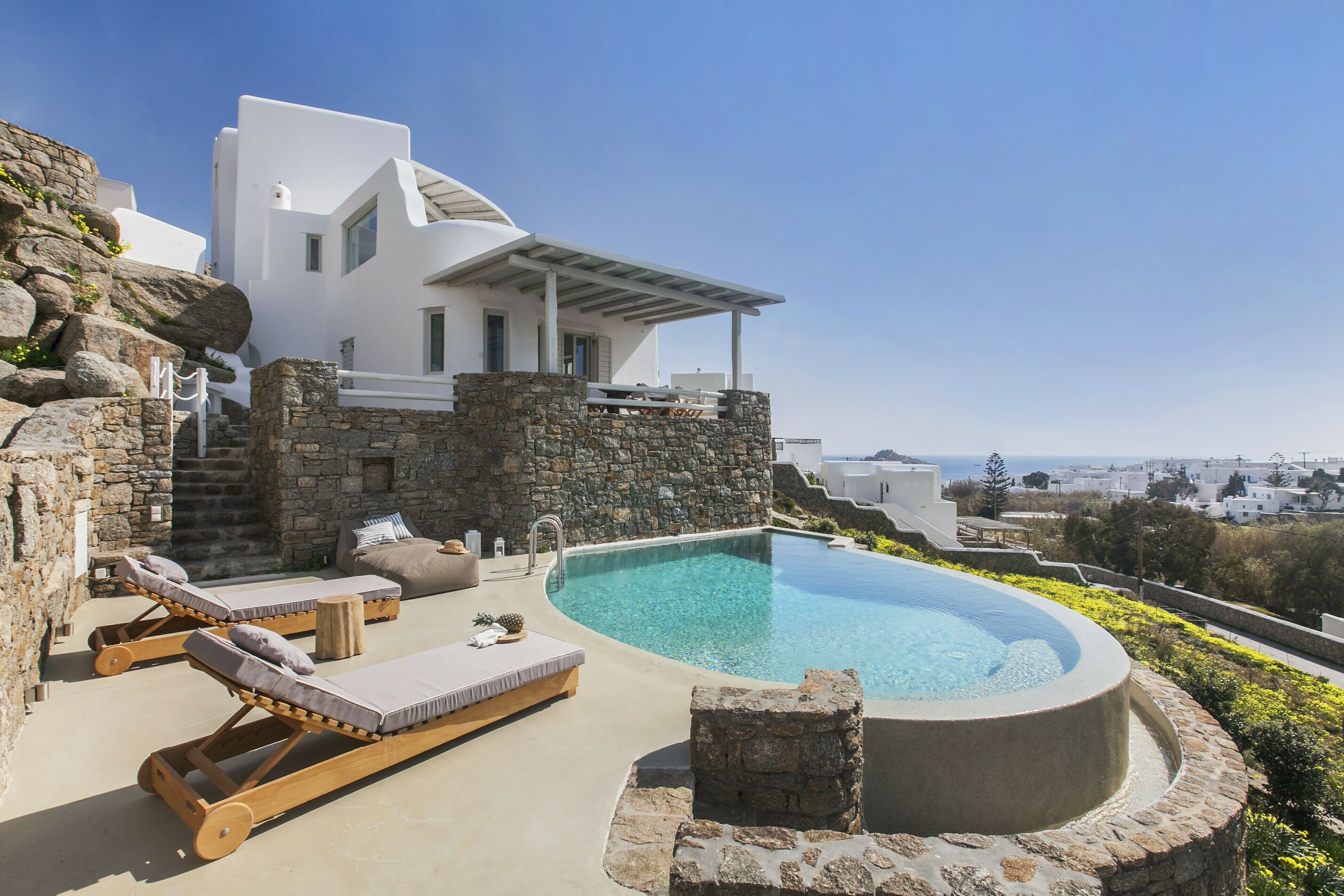 Villa Zephyros Agios Sostis Platis Gialos: Luxury 6-Bedroom Villa with Sea View and Pool, Platis Gialos