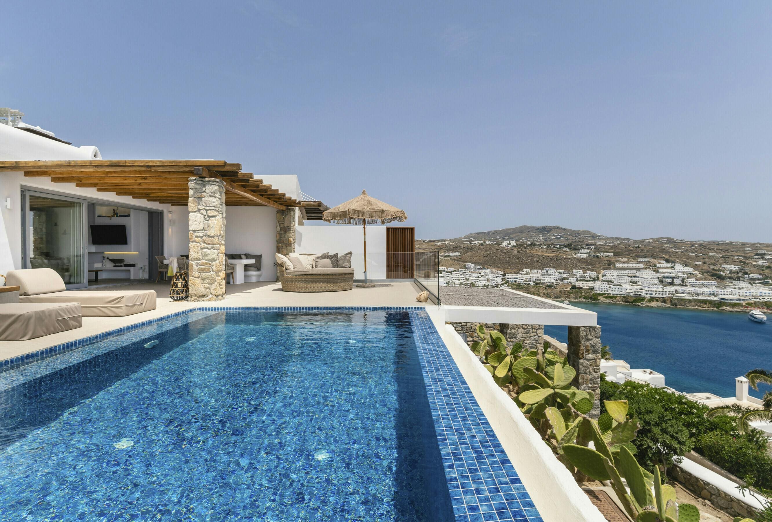Villa Kyanos Agios Ioannis Platis Gialos: Luxury 4-Bedroom Villa with Infinity Pool, Platis Gialos, Mykonos