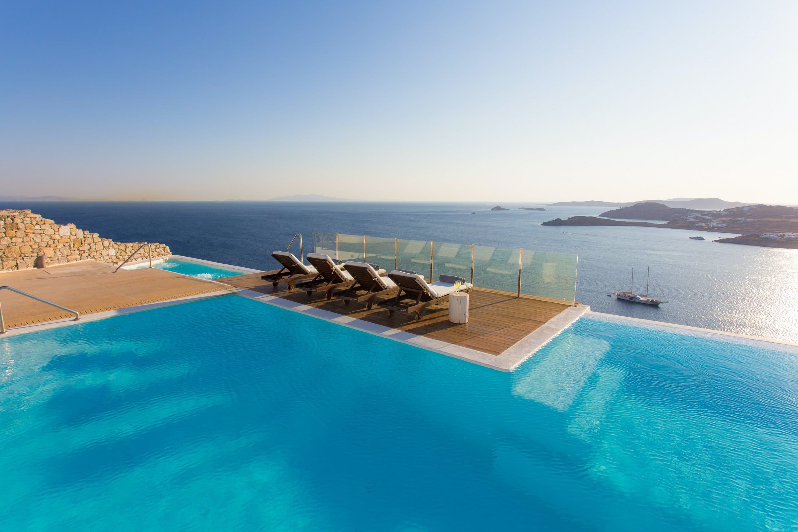 Villa Auge Agios Ioannis Psarou: Luxury 6-Bedroom Villa with Seaview and Pool, Mykonos