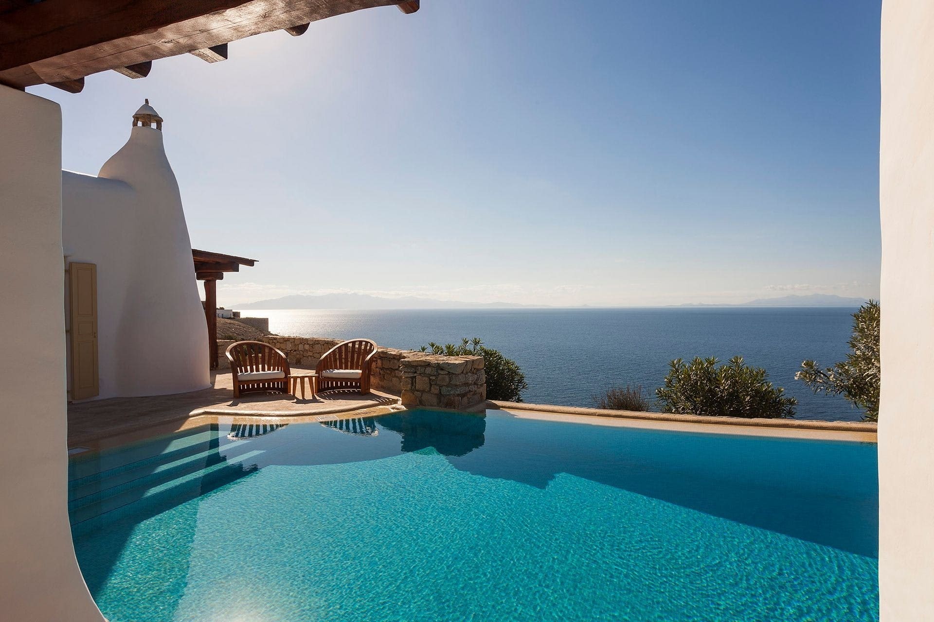 Villa Lefkos Kanalia Psarou: 3-Bedroom Luxury Apartment with Seaview and Pool, Psarou
