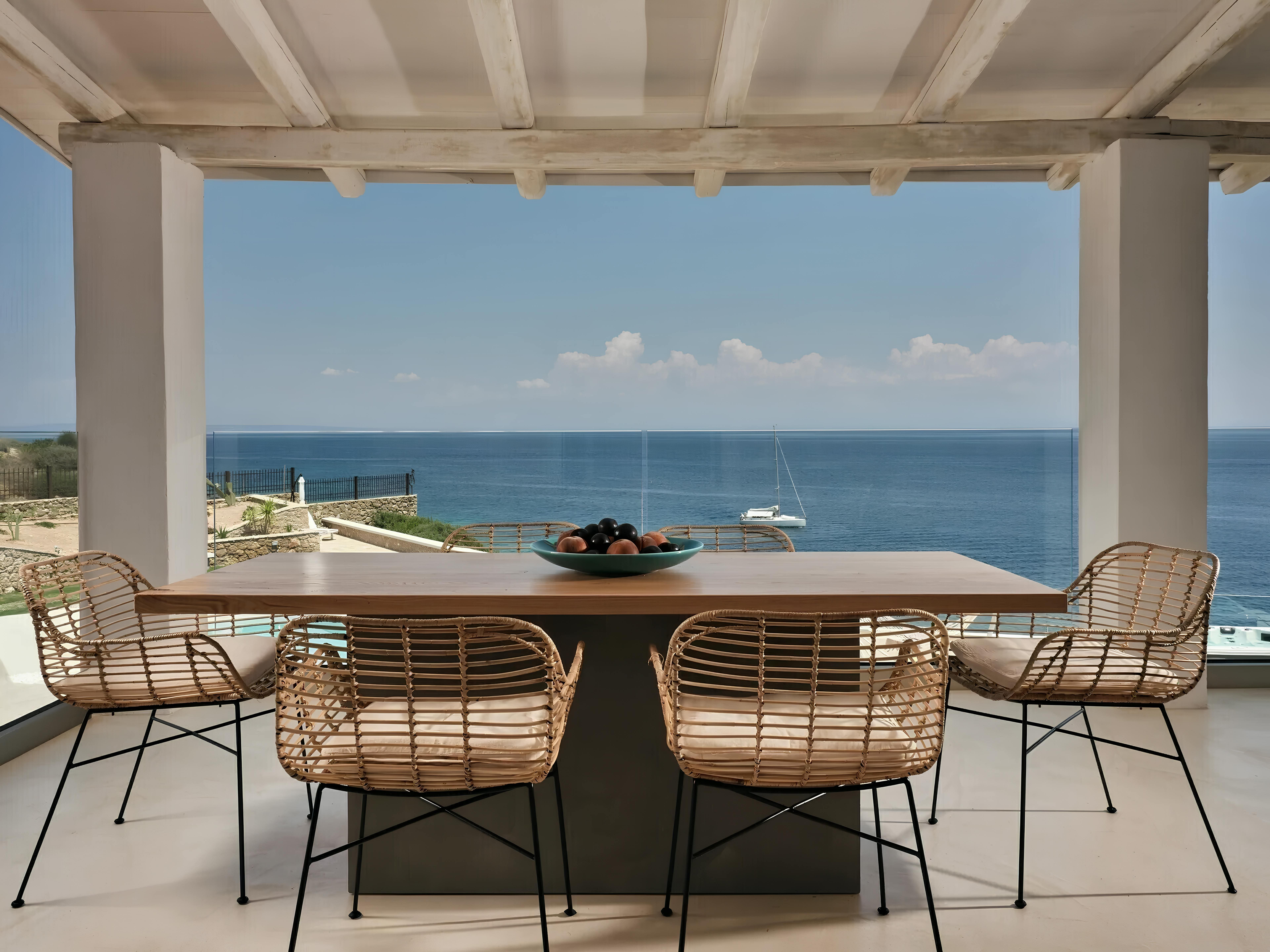 Villa Zephyros Lithakia Zakynthos: Luxury 4-Bedroom Villa with Infinity Pool and Sea Views, Zakynthos