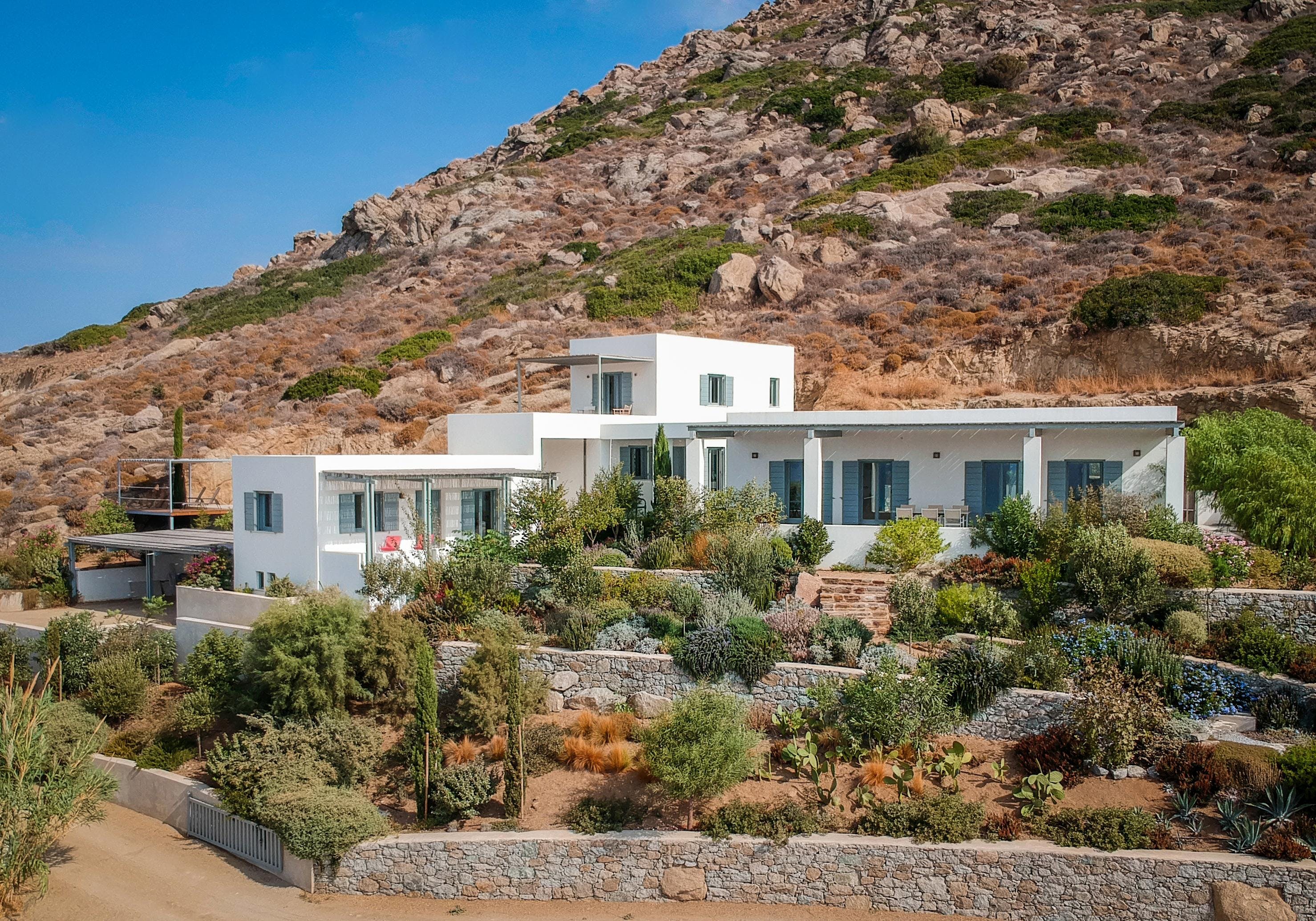 Villa Mikri Vigla Naxos: Luxury 6-Bedroom Villa with Private Pool and Sea Views, Naxos