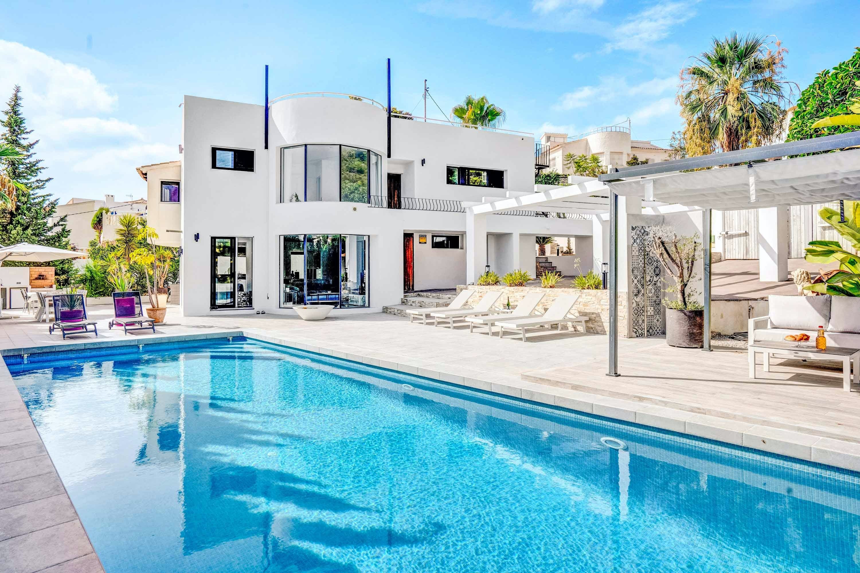 Villa Morisca Moraira: Luxury 5-Bedroom Villa with Private Pool and Sea Views, Moraira