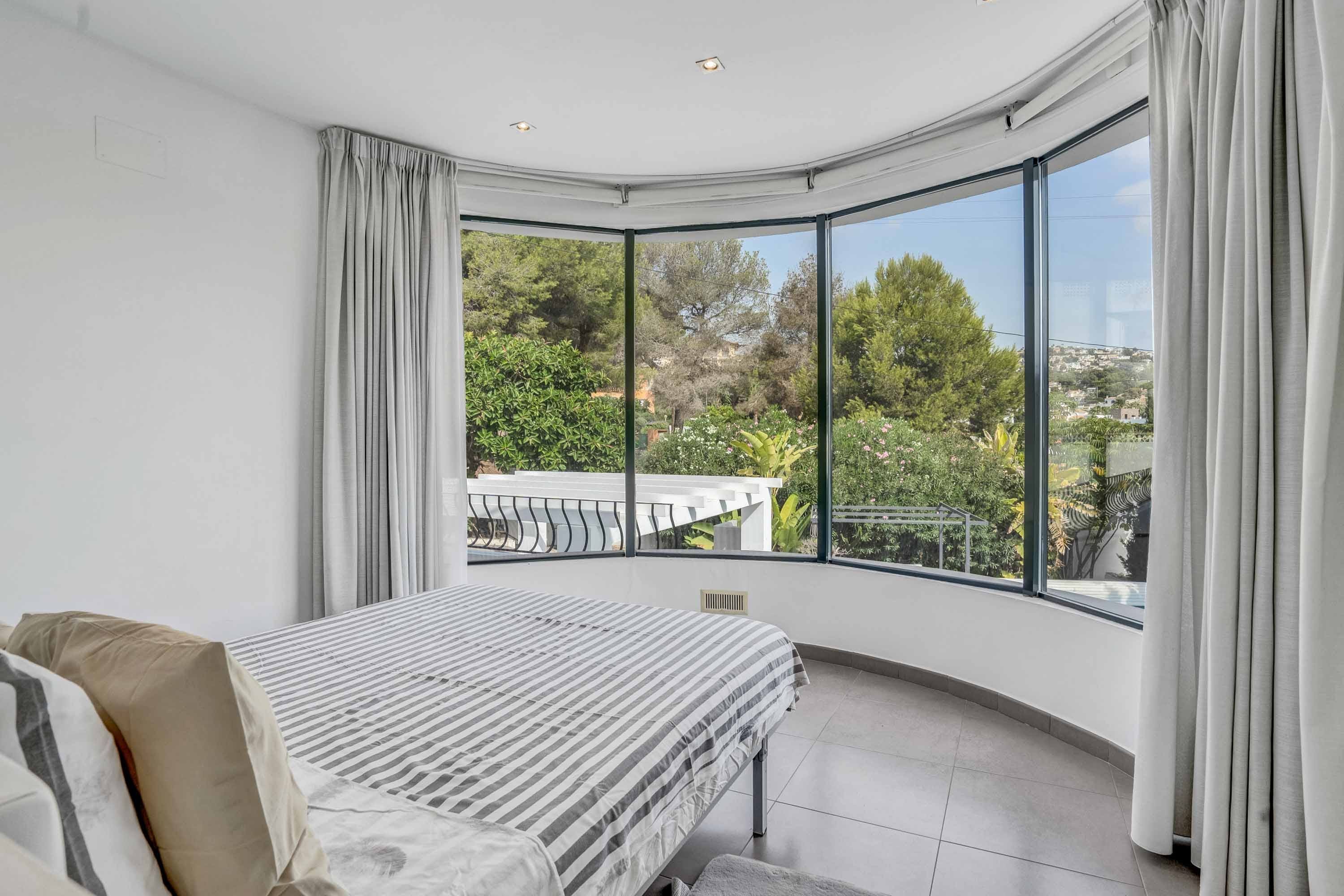 Villa Morisca Moraira: Luxury 5-Bedroom Villa with Private Pool and Sea Views, Moraira
