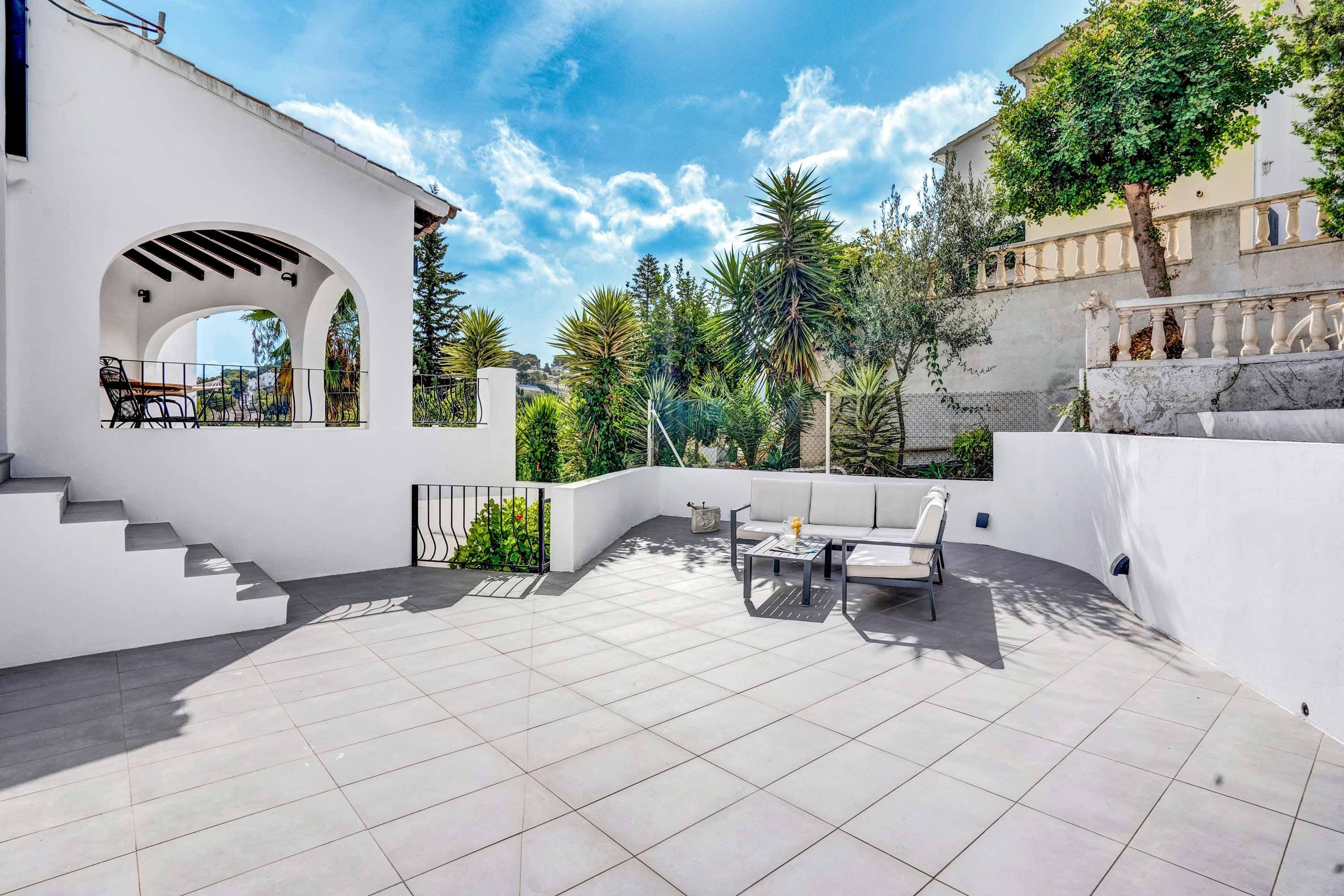 Villa Morisca Moraira: Luxury 5-Bedroom Villa with Private Pool and Sea Views, Moraira