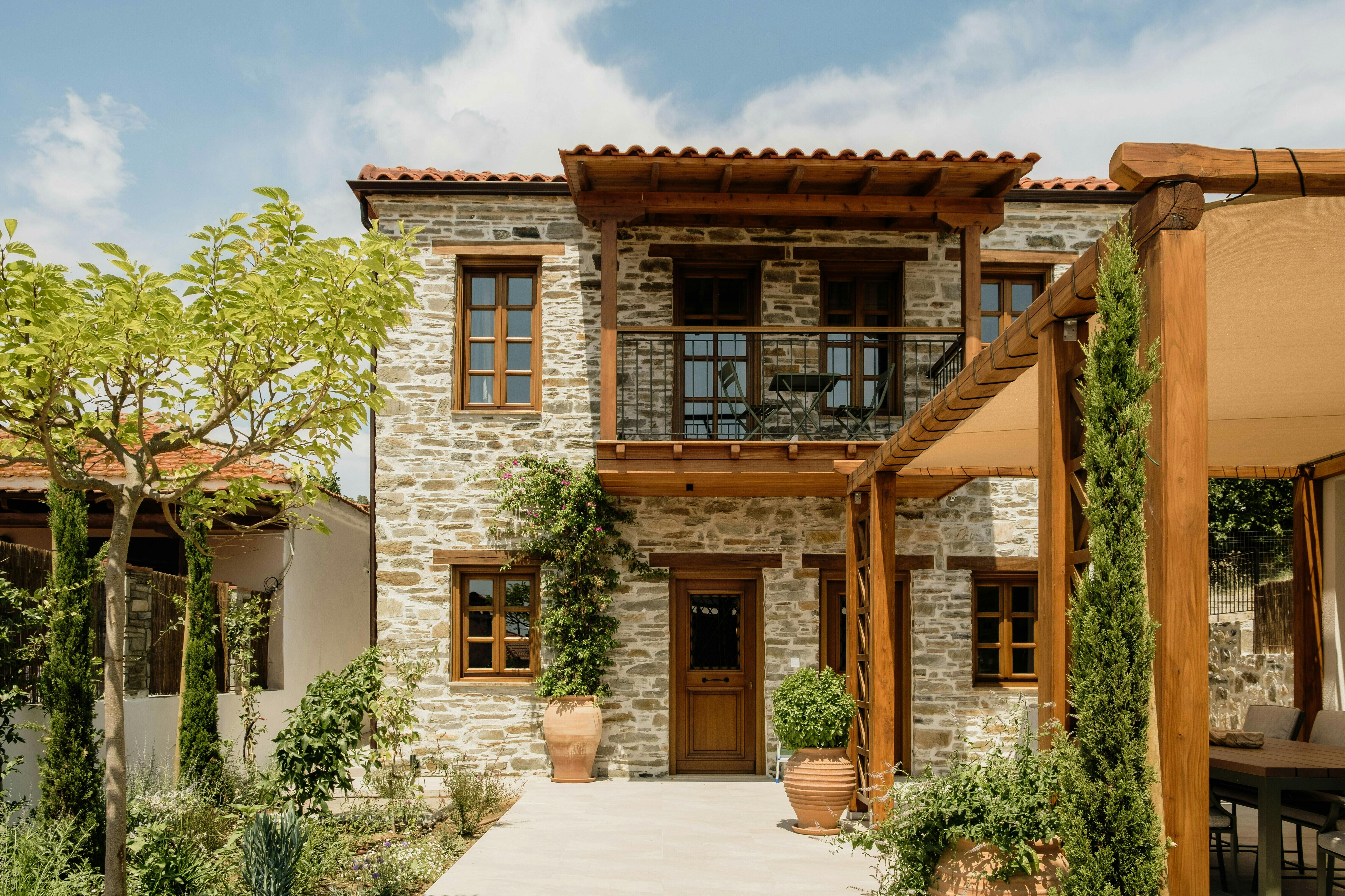 Villa Mourtia Nikiti: Luxury 4-Bedroom Villa with Jacuzzi and Sea Views, Nikiti Halkidiki