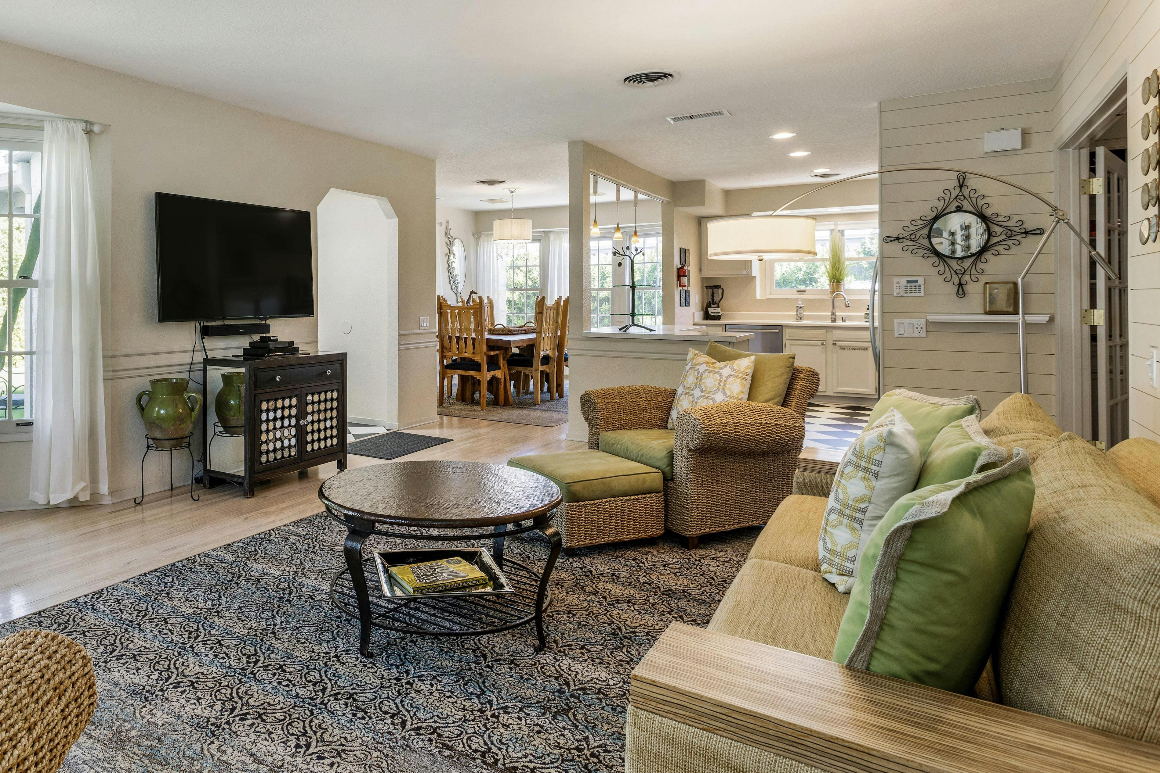 Villa Boreas Bogert Trail Cathedral City: Luxury 2-Bedroom Villa with Private Pool and Air Conditioning, Cathedral City