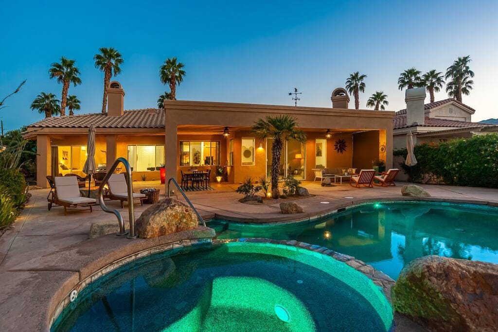Villa Ocotillo Indian Wells: Luxury 3-Bedroom Apartment with Pool and Hot Tub, Indian Wells