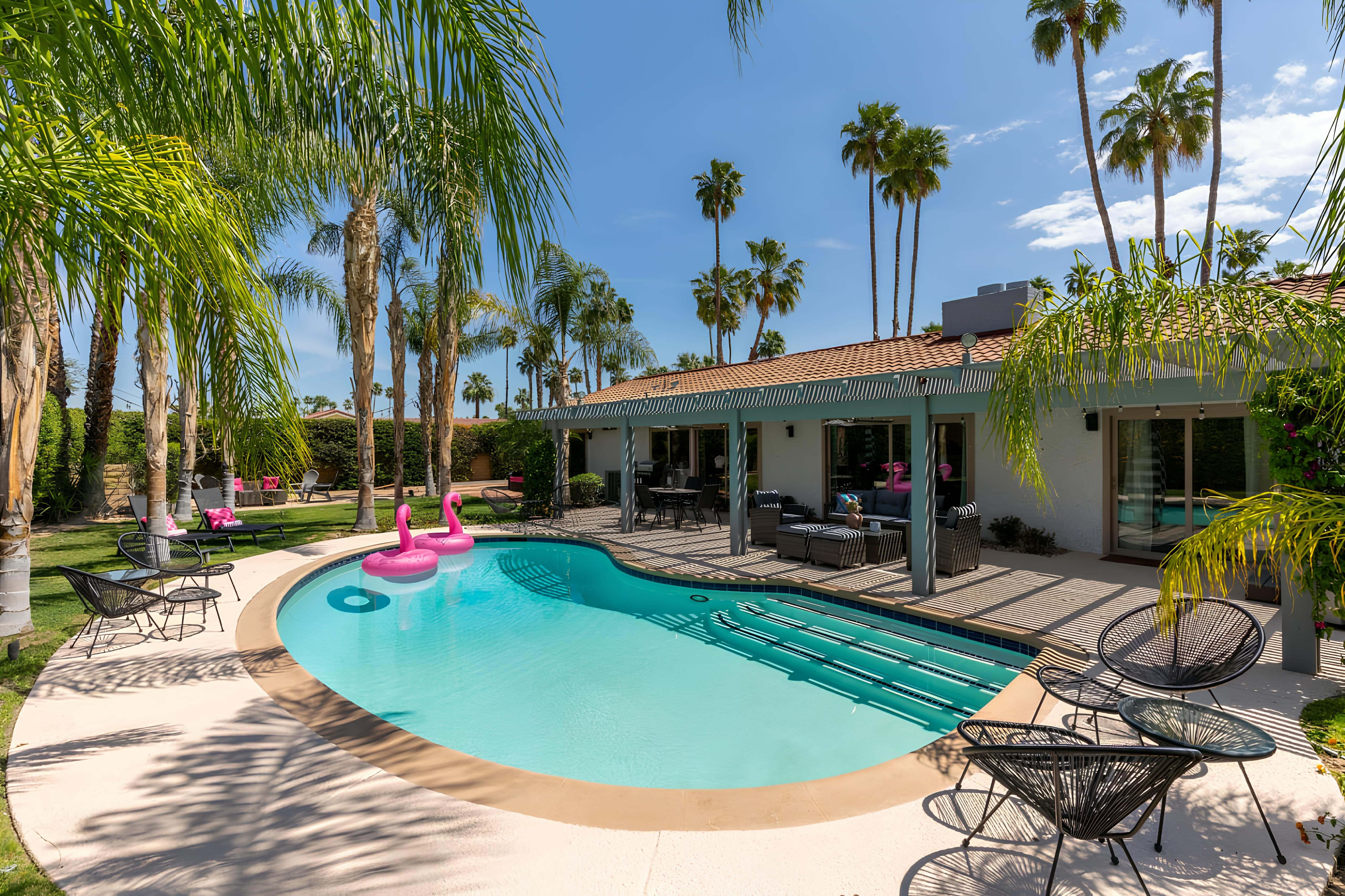 Villa Zephyros Tahquitz Palm Springs-840951: Luxury 4-Bedroom Villa with Hot Tub and Pool, Palm Springs