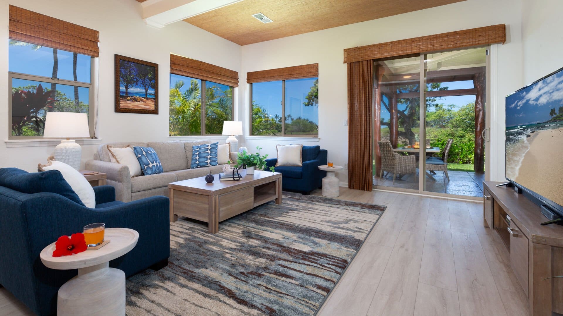 Villa Aurore Kealakekua Hawaii: Luxury 3-Bedroom Villa with Seaview and Family-Friendly Amenities, Hawaii