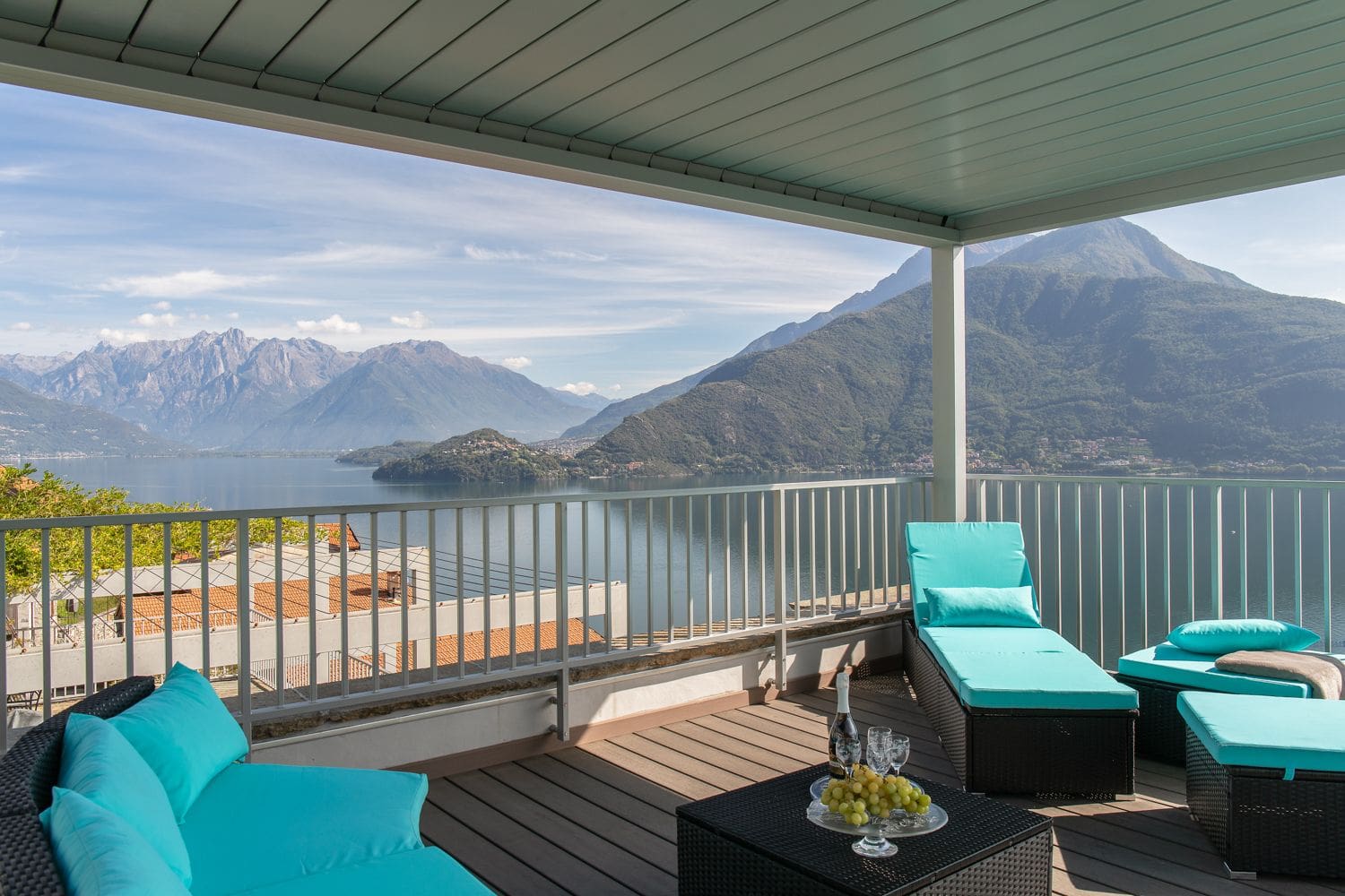 Villa Pianello Como: Luxury 2-Bedroom Villa with Rooftop Terrace and Pool, Lake Como