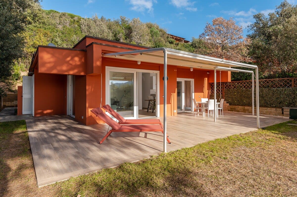 Villa Smeraldo Marina Grosseto: Luxury 4-Bedroom Villa with Seaview and Family-Friendly Features, Grosseto