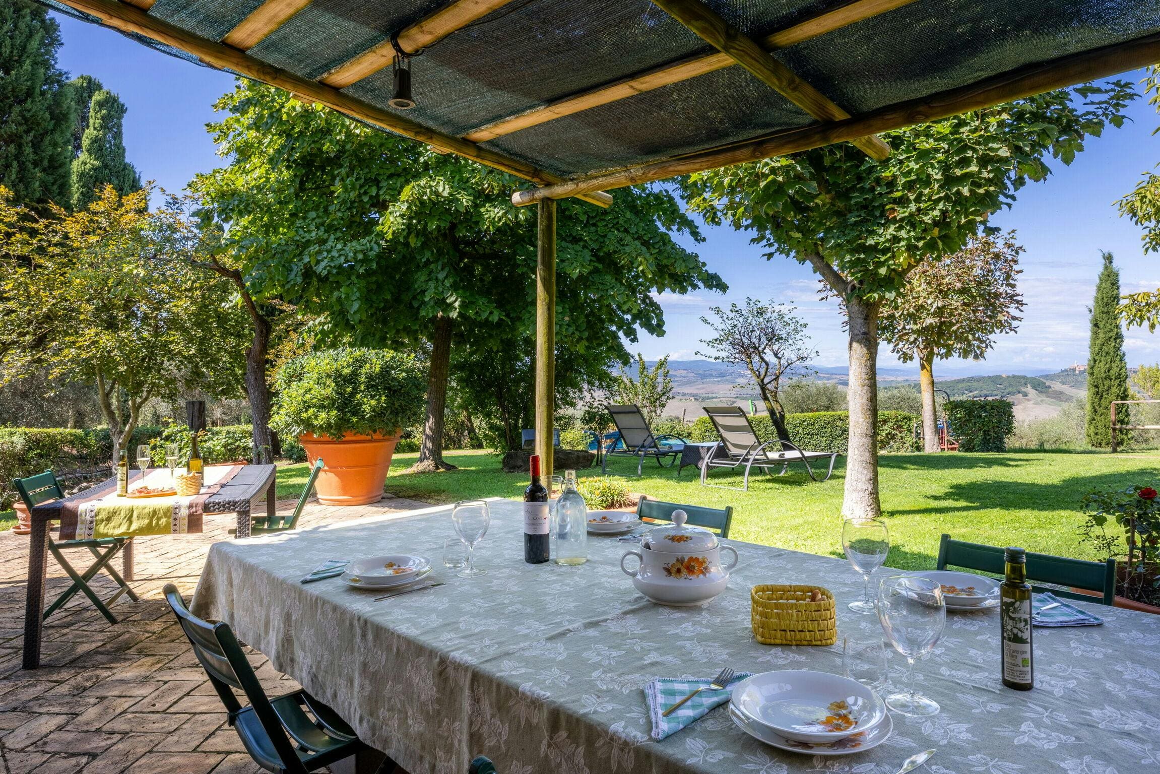 Villa Poggio Monticchiello: Luxury 4-Bedroom Villa with Air Conditioning and Countryside Views, Siena Province