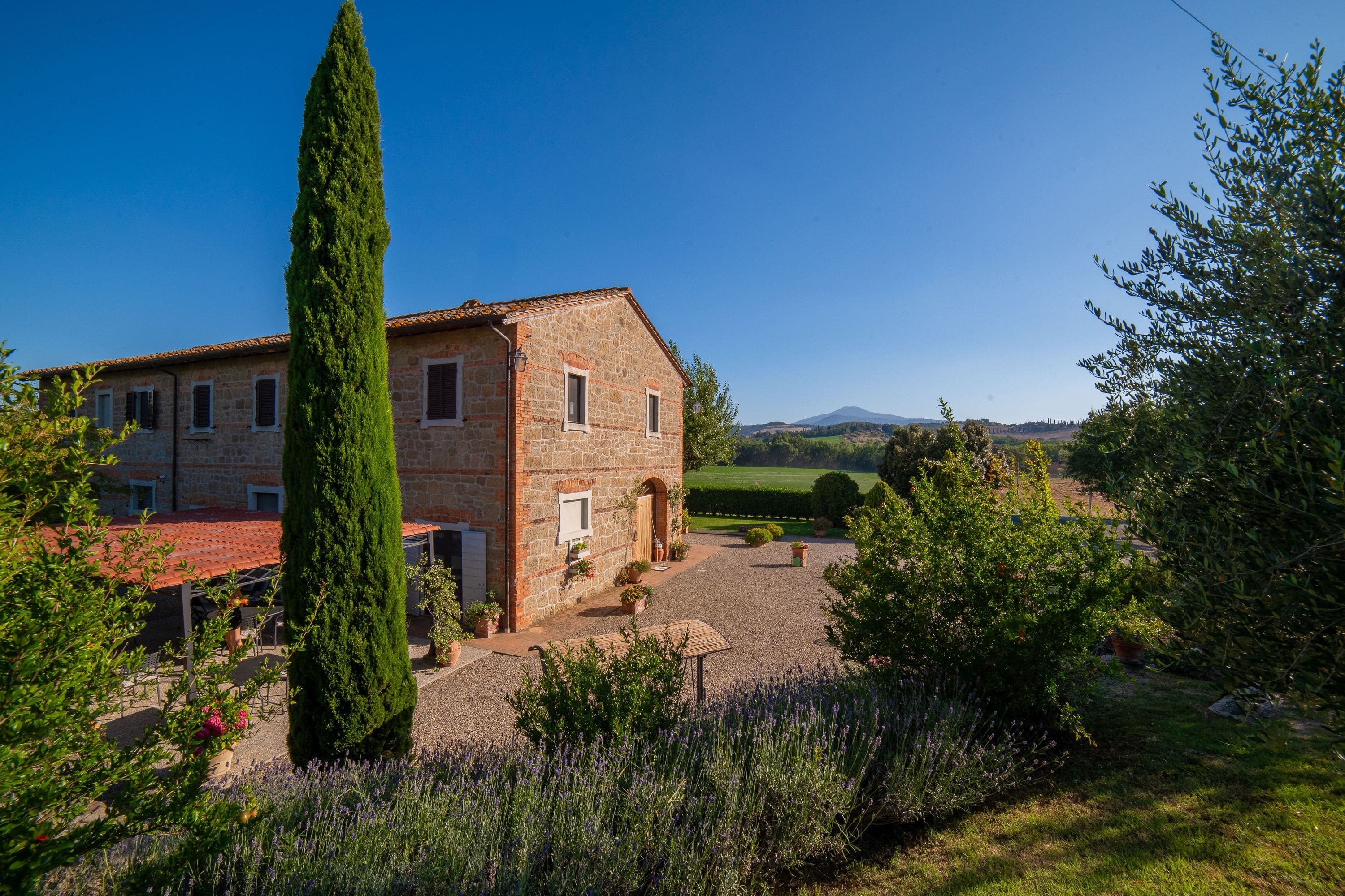 Villa Ceruleo Quinciano Siena Province: Luxury 9-Bedroom Villa with Pool, Siena Province, Tuscany