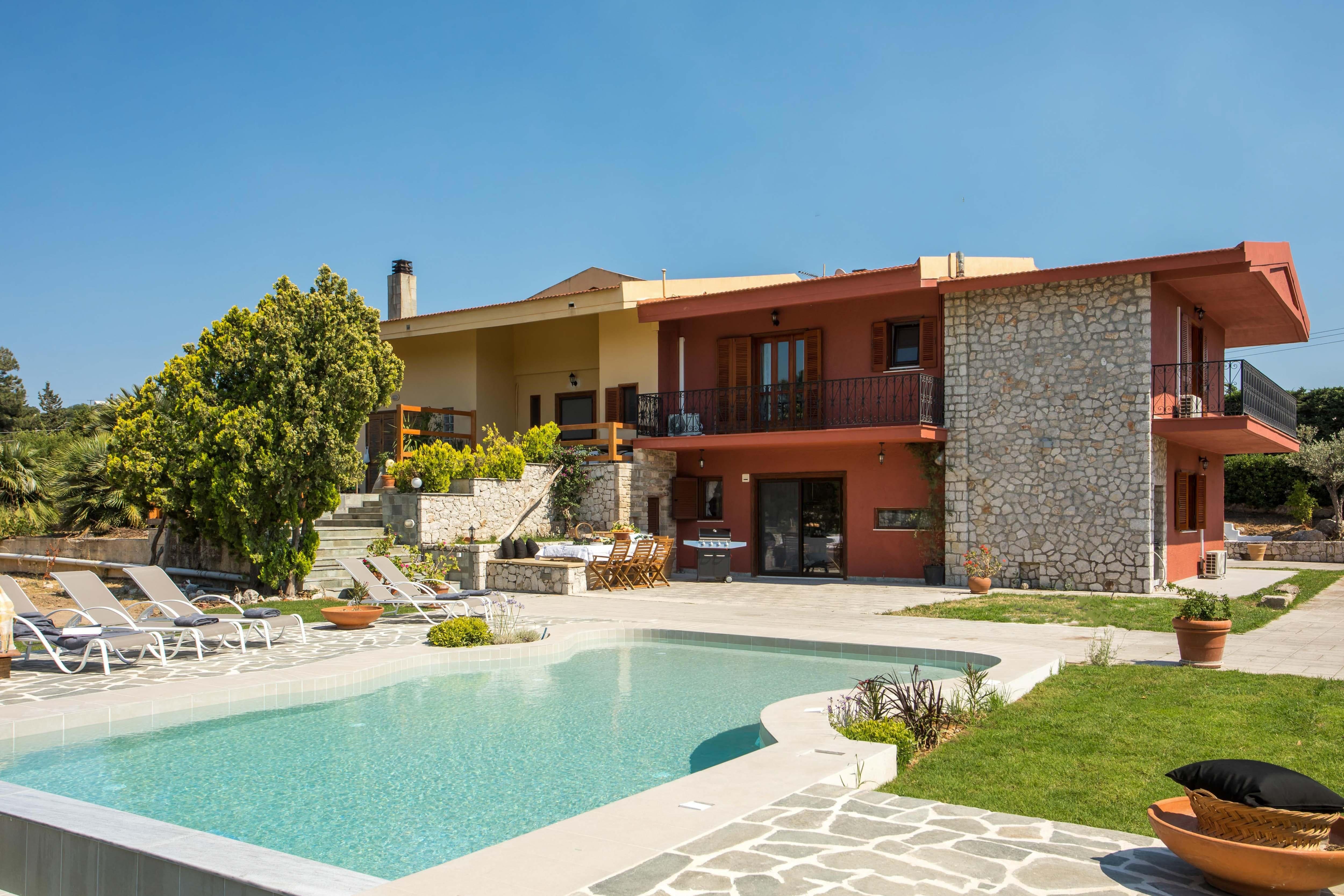 Villa Prasonisi Ixia: Luxury 5-Bedroom Apartment with Private Pool and Sea Views, Ixia Rhodes