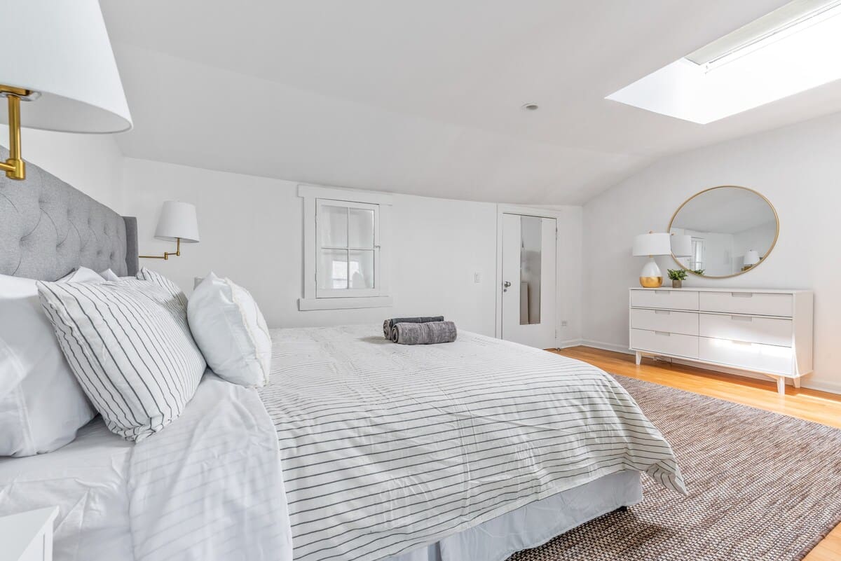Villa Pratt FortGreene: Spacious 3-Bedroom Luxury Villa Rental with Air Conditioning in Fort Greene, New York