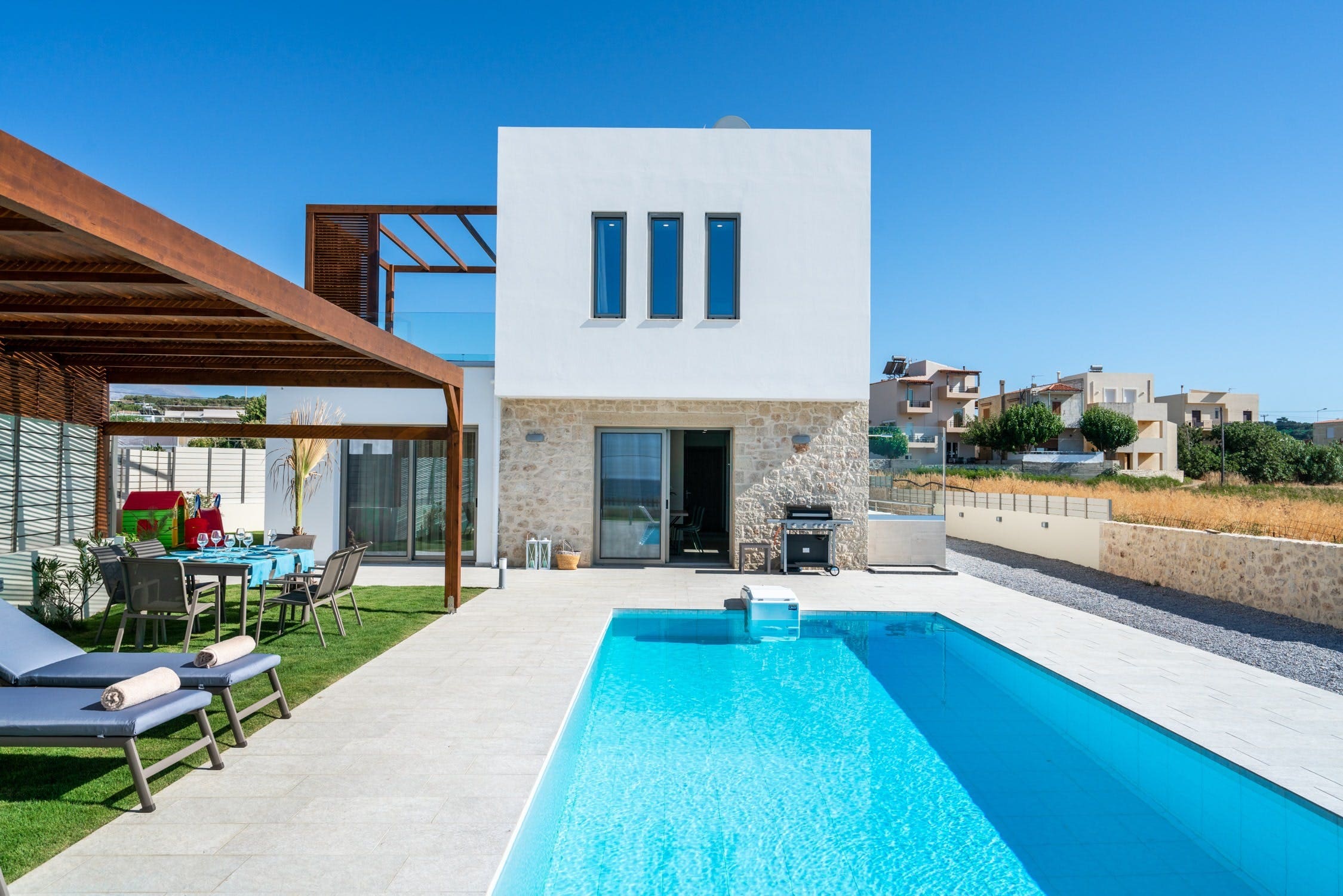 Villa Psiloritis Rethymno: Luxury 3-Bedroom Apartment with Private Pool and Sea Views, Rethymno