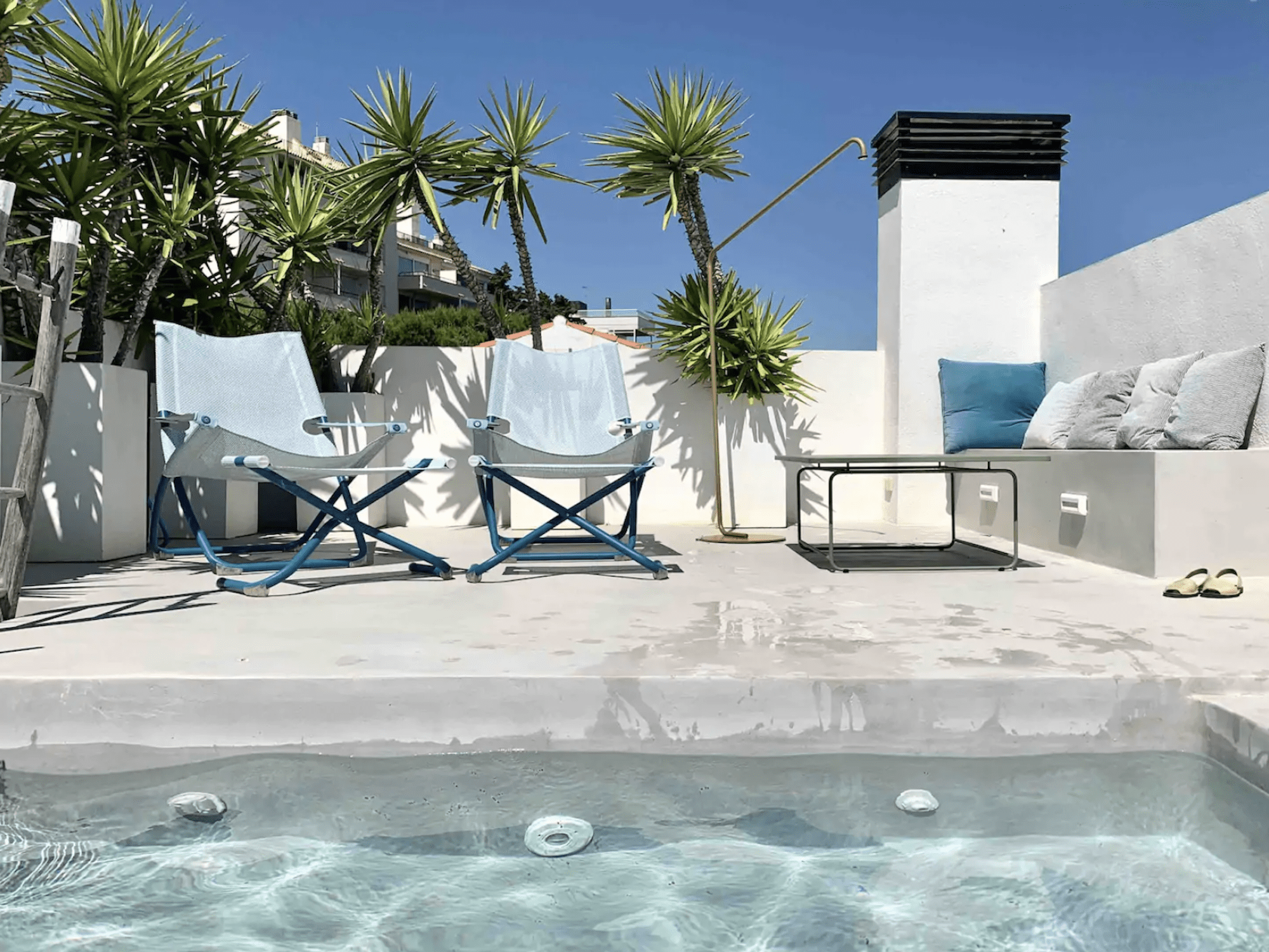 Villa Ral Girona: Luxury 3-Bedroom Villa with Rooftop Pool and Sea Views, Costa Brava