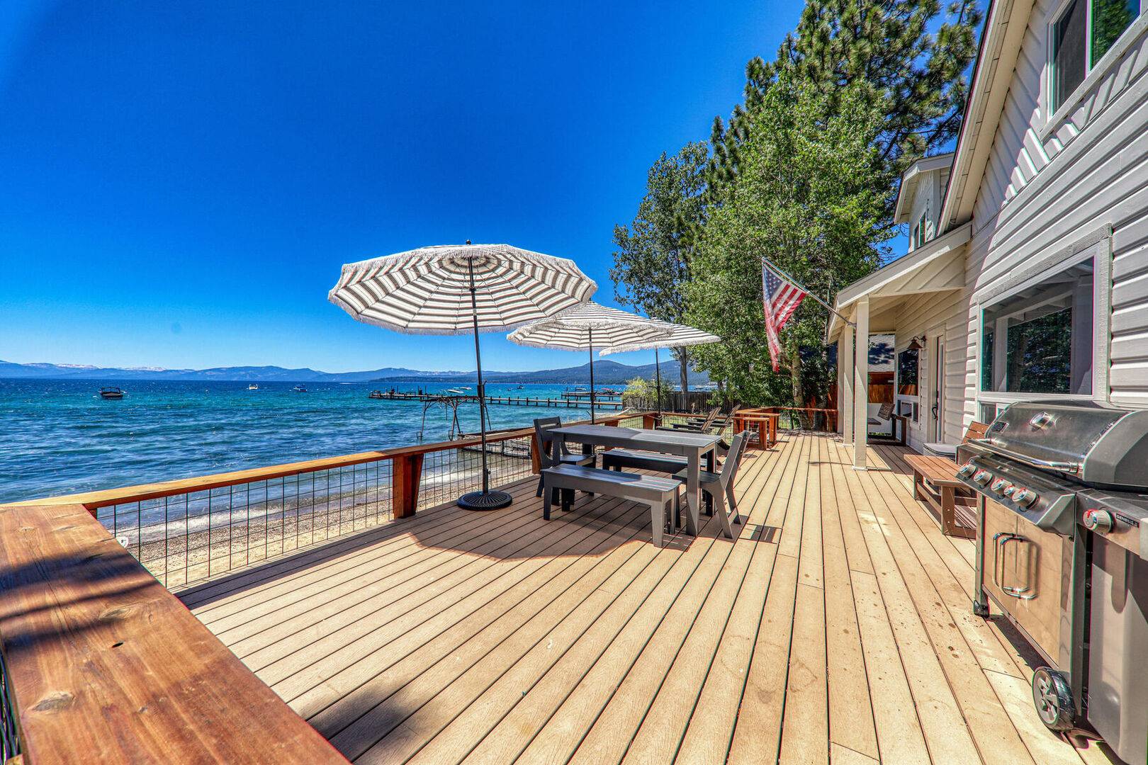 Villa Rubicon Kings Beach: Luxury 4-Bedroom Villa with Beach Access and Ski Proximity, Kings Beach