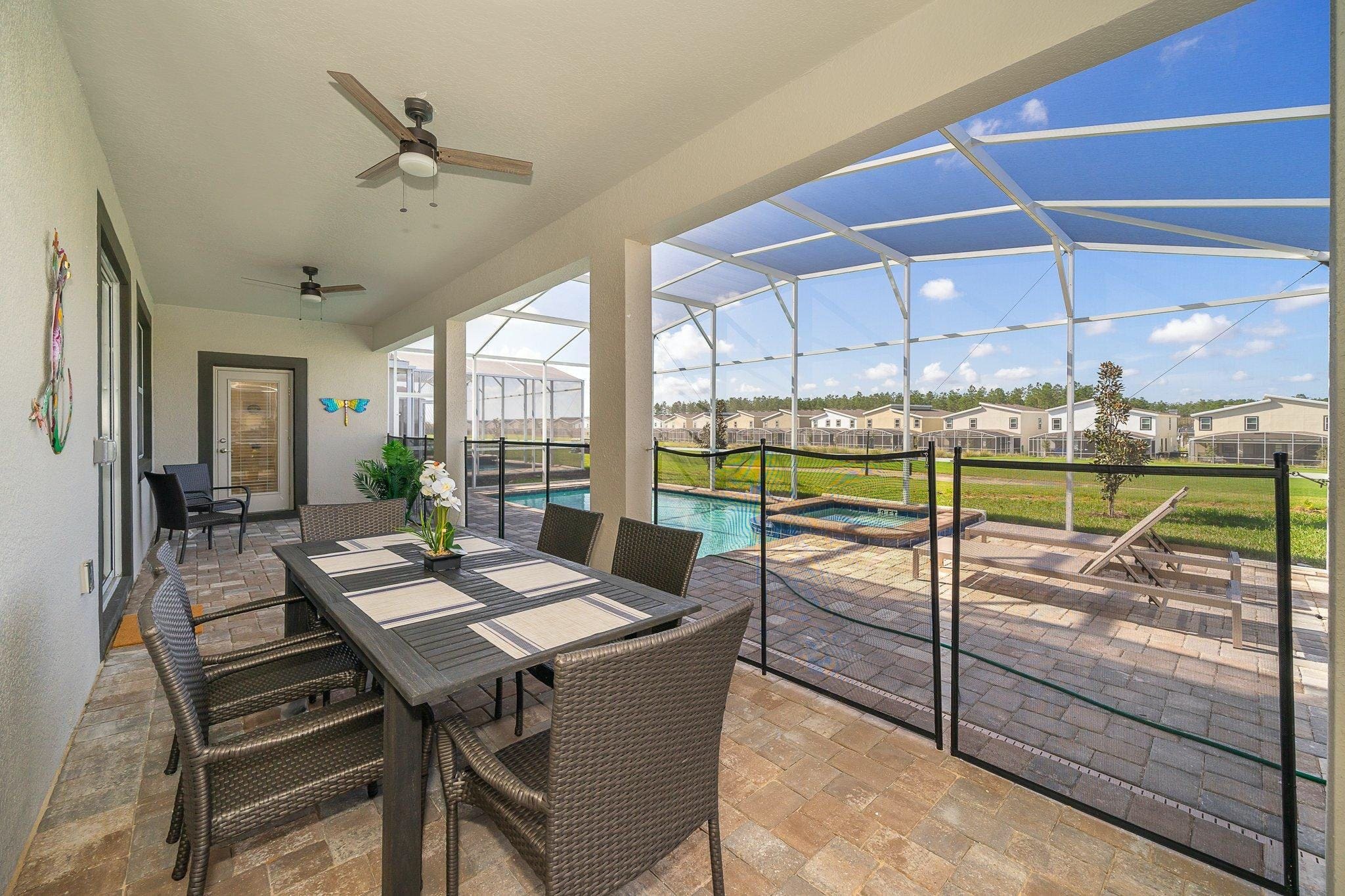 Villa Sabal Kissimmee Florida 2: Luxury 4-Bedroom Villa with Private Pool and Air-Con, Osceola County