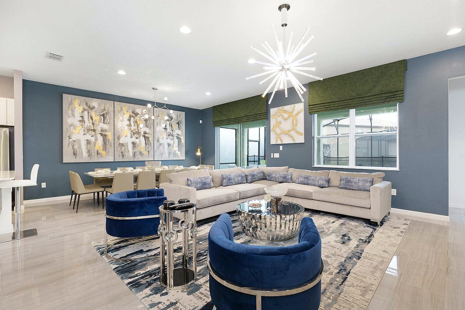 Villa Azurina Phillippi Florida: Luxury 6-Bedroom Villa with Pool and Tennis Court, Polk County