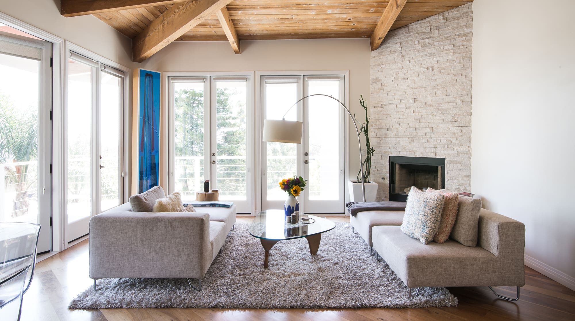 Villa Sandstone Franklin Village: Luxury 1-Bedroom Villa with Hot Tub and Air-Con, Franklin Village Los Angeles
