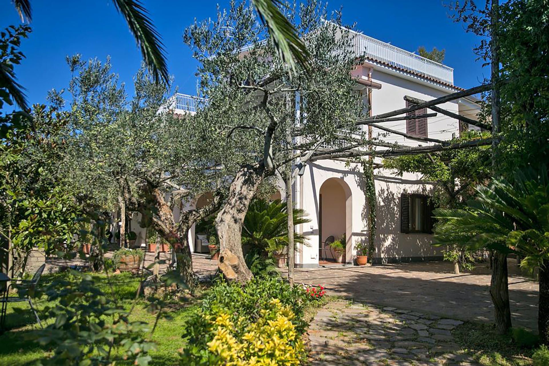 Palazzo Levante Colli Sorrento: Luxury 8-Bedroom Villa with Seaview and Pool, Sorrento