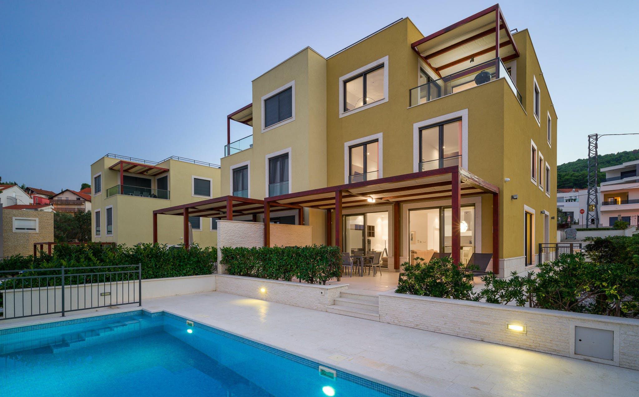 Villa Sustipan Split: Luxury 6-Bedroom Villa with Private Pool and Sea Views, Split