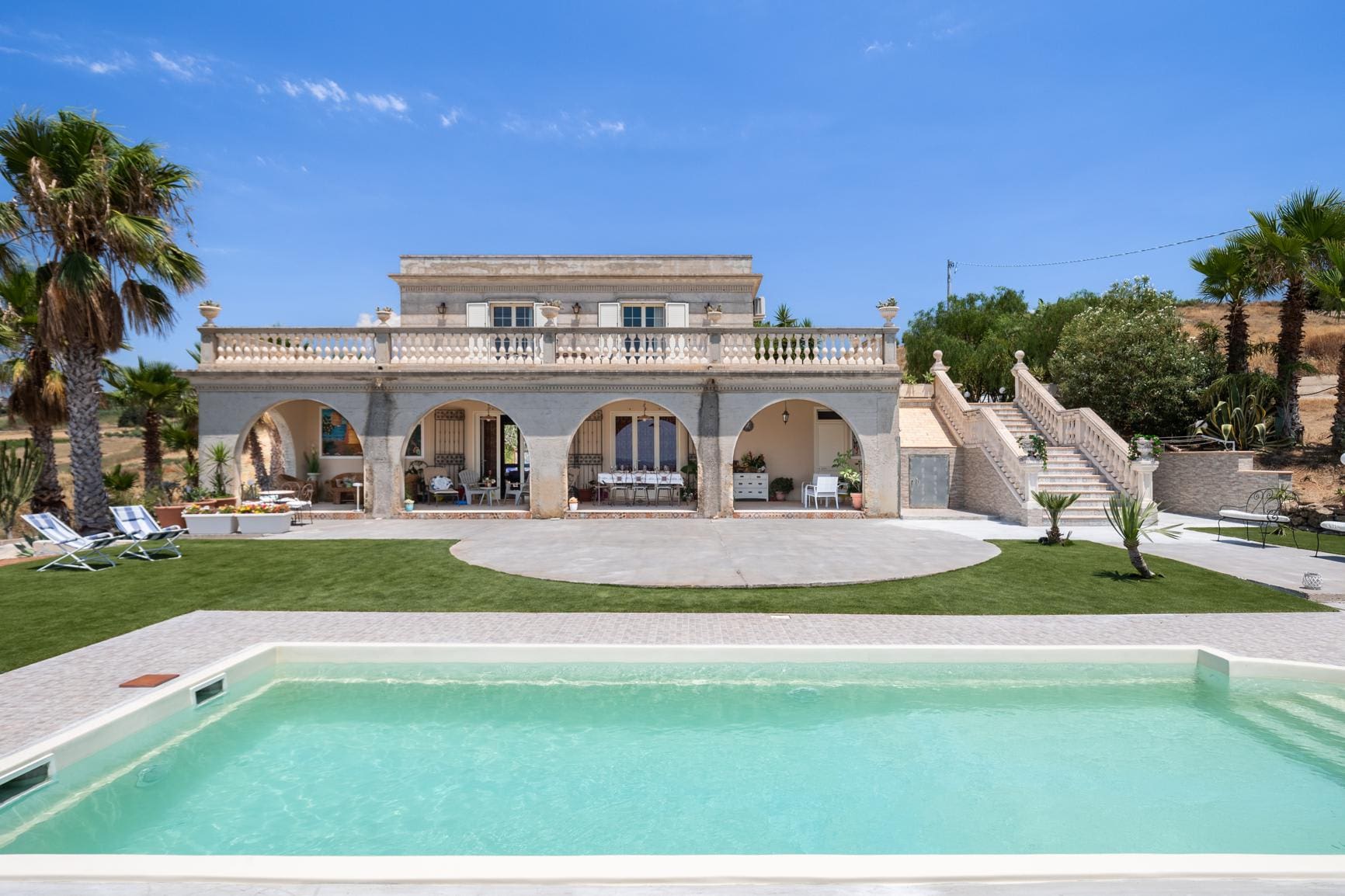 Villa Zagara Noto Sicily: Luxury 3-Bedroom Villa with Private Pool and Countryside Views, Sicily