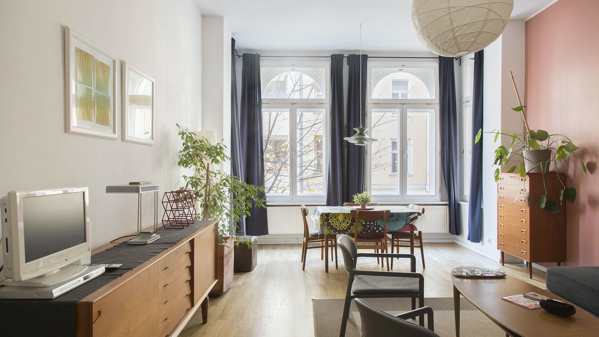 Wohnung Rosenthal Mitte: Chic 2-Bedroom Apartment Rental with Family-Friendly Features, Berlin Mitte