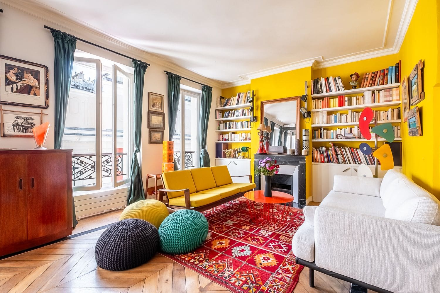 Appartement Lumière Malesherbes Paris: 1-Bedroom Haussmannian Luxury Apartment Rental Paris with Sp