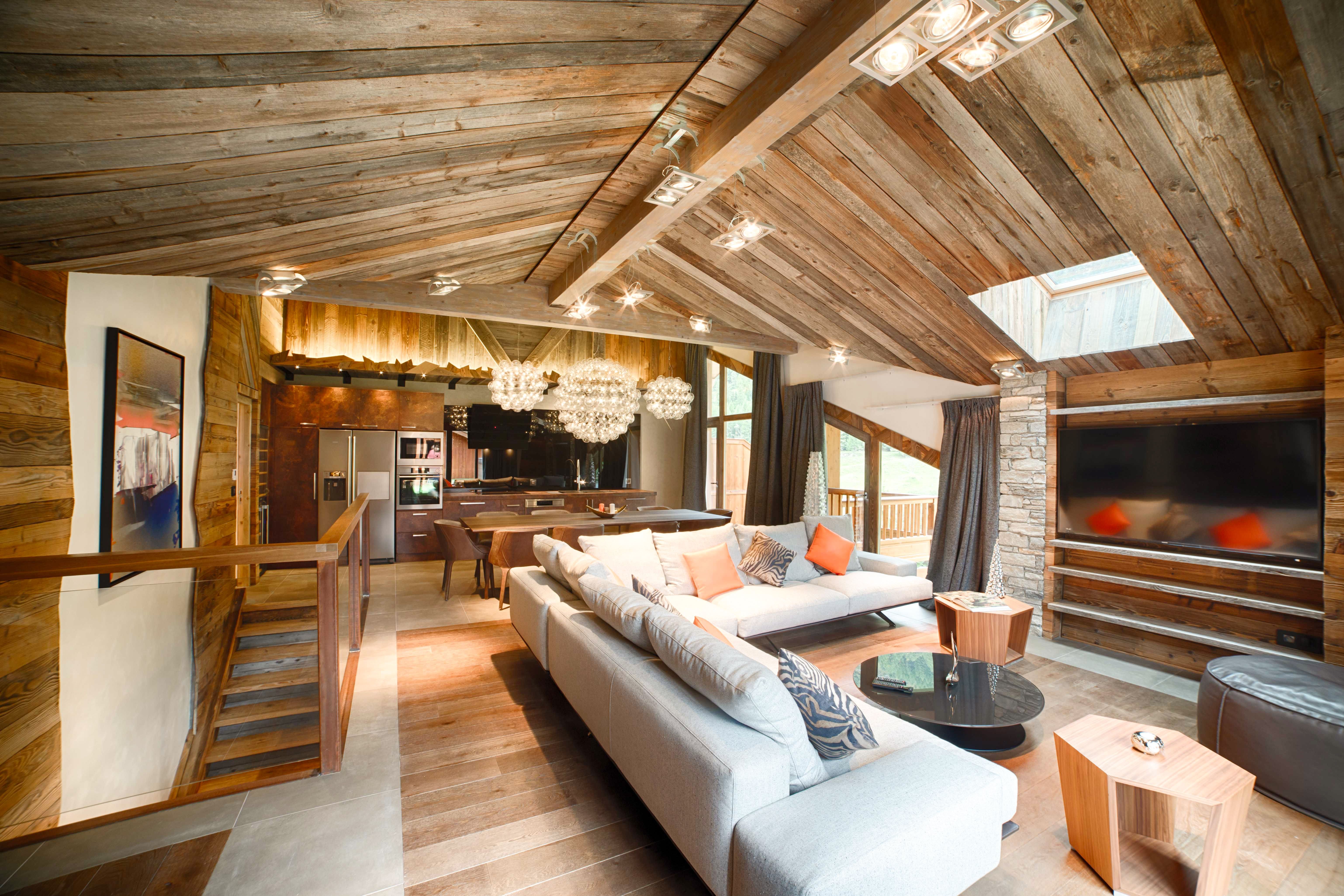 Chalet Cristallin Lavachet Tignes: 4-Bedroom Penthouse with Hot Tub and Mountain Views in Tigne