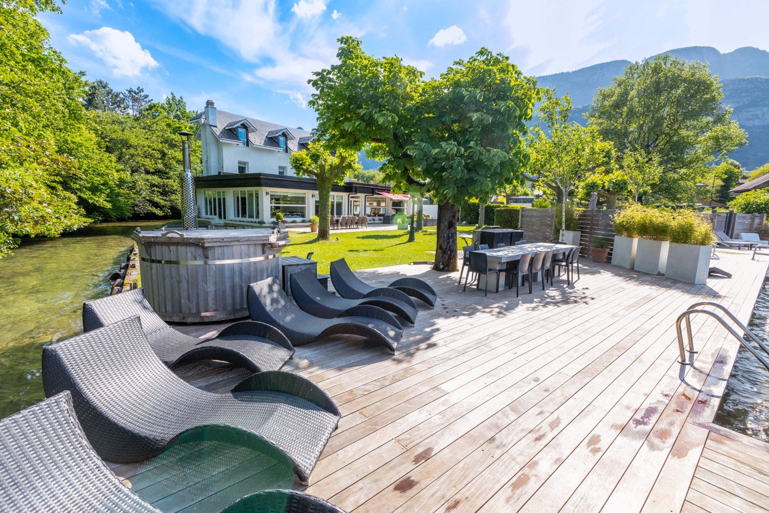 Château Azuré Talloires Annecy: 9-Bedroom Lakefront Villa with Private Pontoon on Lake Annec