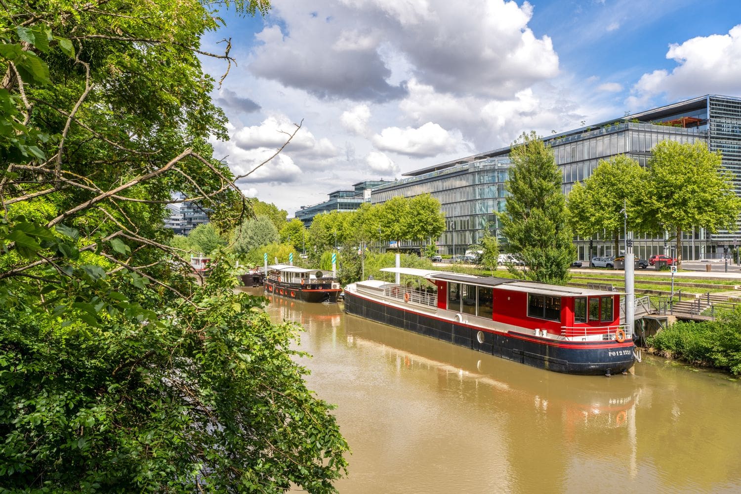 Château Brise Meudon Issy-les-Moulineaux: 9-Bedroom Elegant City Home Near Paris with Spacious Living