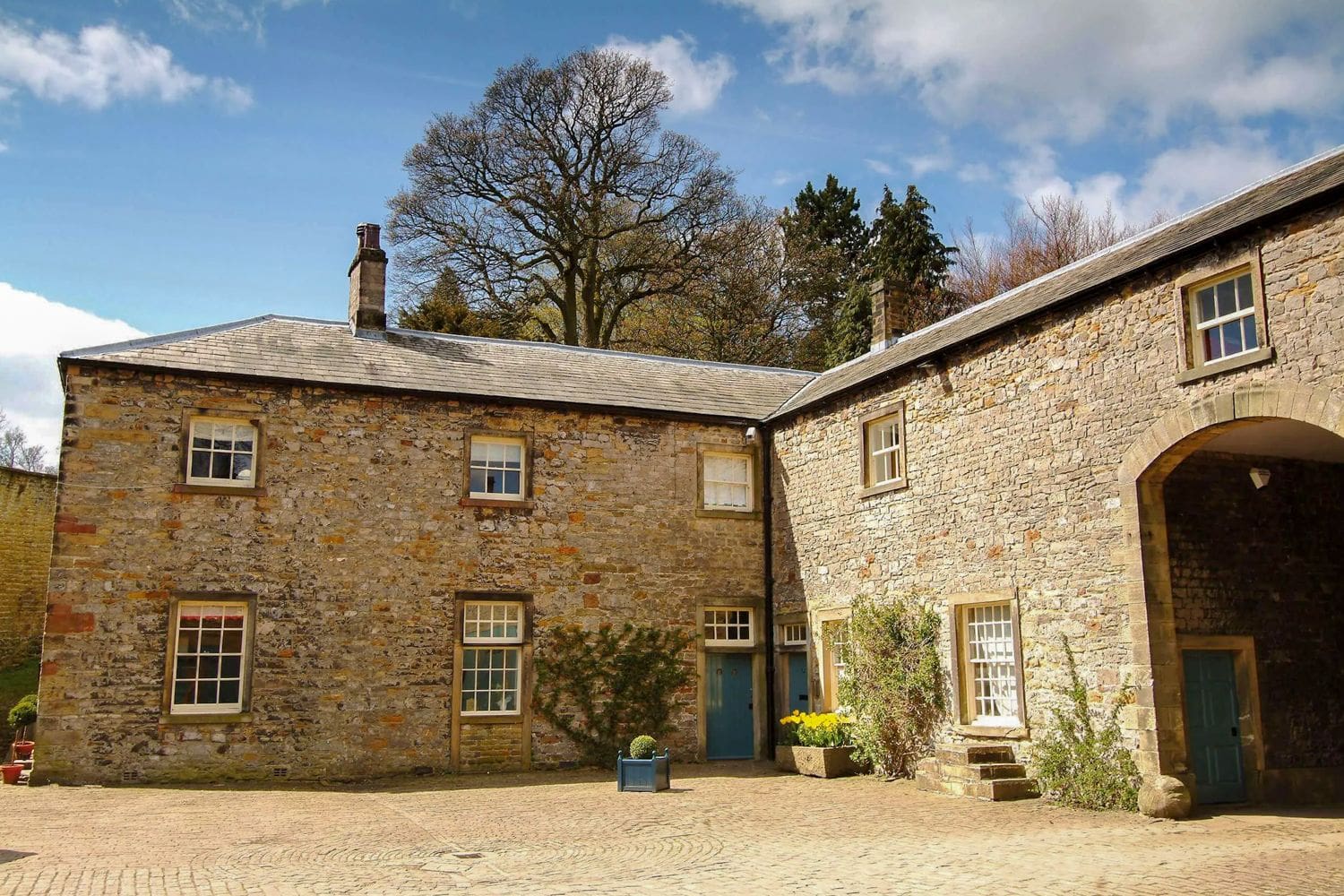 Manor Bramble Embsay Skipton: 3-Bedroom Luxury Cottage Rental Skipton with Heated Pool and