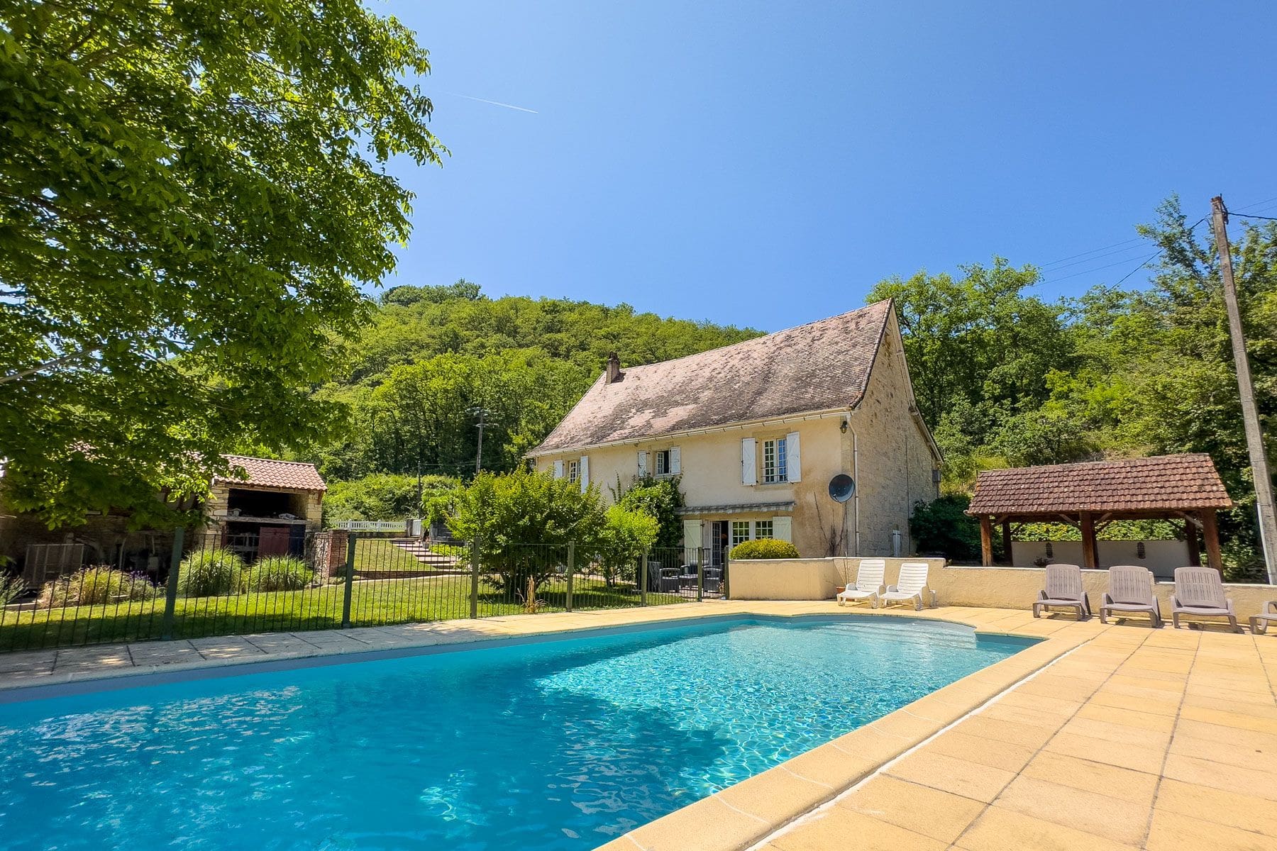 Mas Dorée Catus Cahors: 4-Bedroom Countryside Cottage with Spa and Tennis in Midi-Py