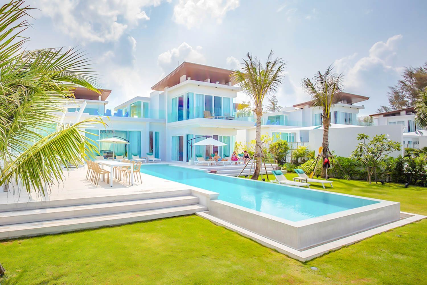 บ้าน จันทรา Natai Phuket: 5-Bedroom Beachfront Villa with Private Pool and Spa in Tamb