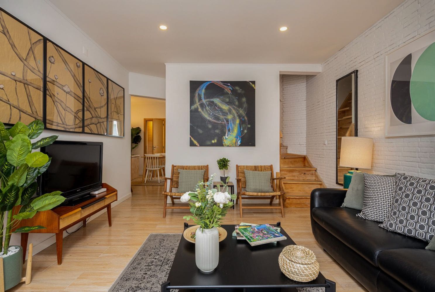 Palácio Dourado Alfama Lisboa: 2-Bedroom Luxury Apartment Rental Lisbon with Spa in Histori