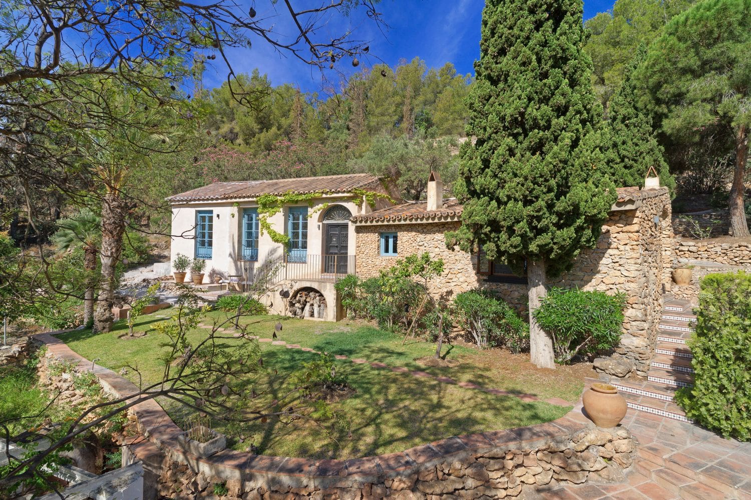 Villa Azahar Higuerón Frigiliana: 1 Bedroom Private Pool & Spa Retreat with Valley Views in Fr