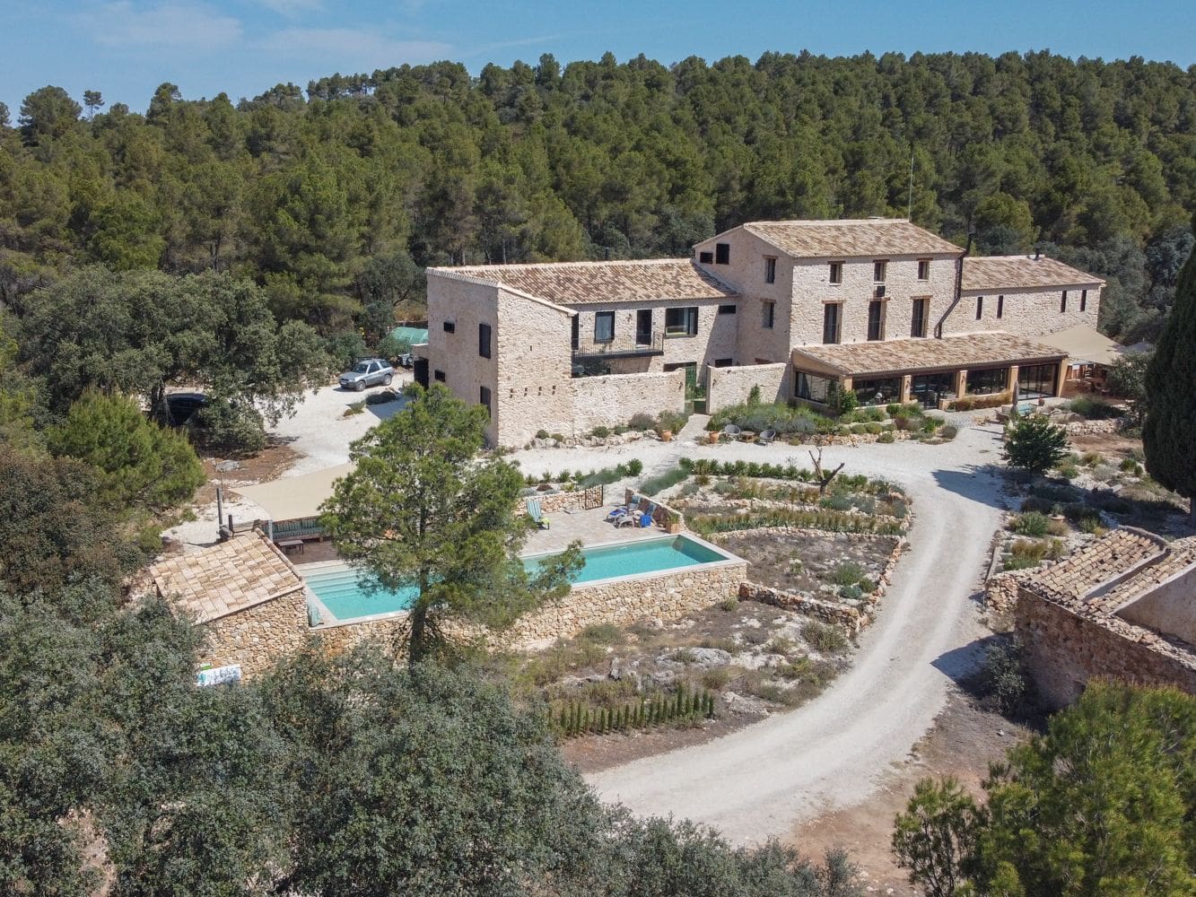 Villa Azahar Mariola Bocairent: 5-Bedroom Restored Farmhouse with Heated Pool and Spa in Sie