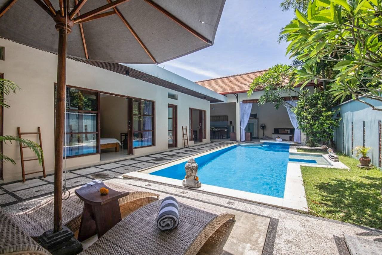 Villa Cahaya Kintamani Bali: 2 Bedroom Private Pool Villa Near Pererenan Beach | Luxury R