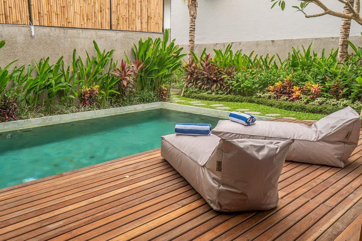 Villa Cahaya Sangeh Mengwi: 3-Bedroom Private Pool Villa with Spa in Mengwi, Bali – Slee