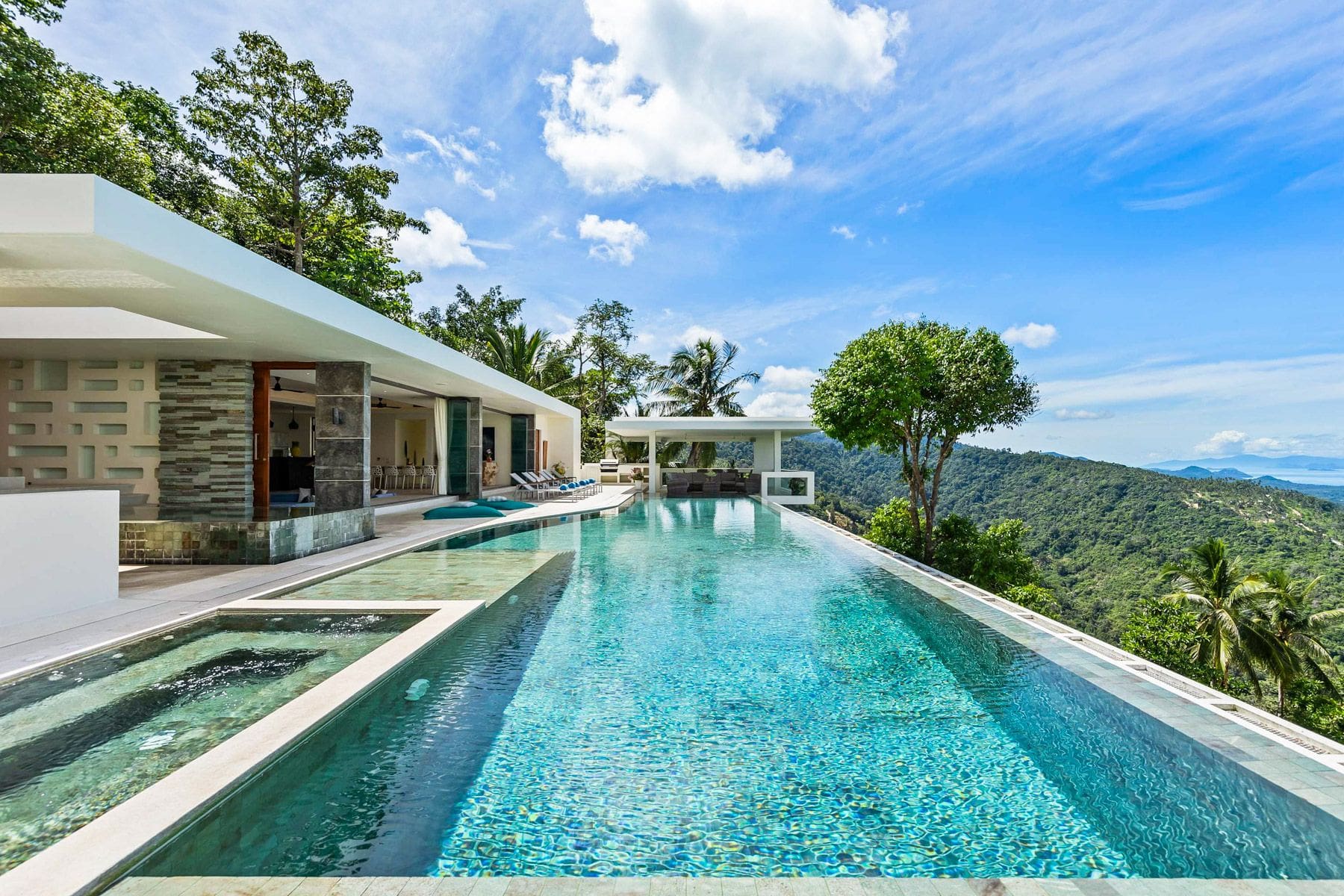 Villa Charoensuk Bophut Samui: 5-Bedroom Infinity Pool Villa with Panoramic Sea Views in Ko