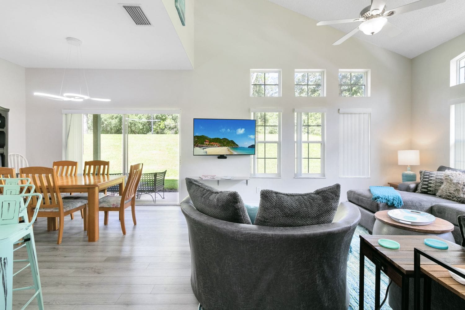 Villa Cypress Emerald Orlando: 4-Bedroom Luxury Townhouse Near Disney with Spa & Tennis in