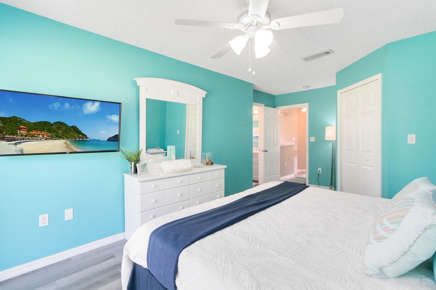Villa Cypress Emerald Orlando: 4-Bedroom Luxury Townhouse Near Disney with Spa & Tennis in
