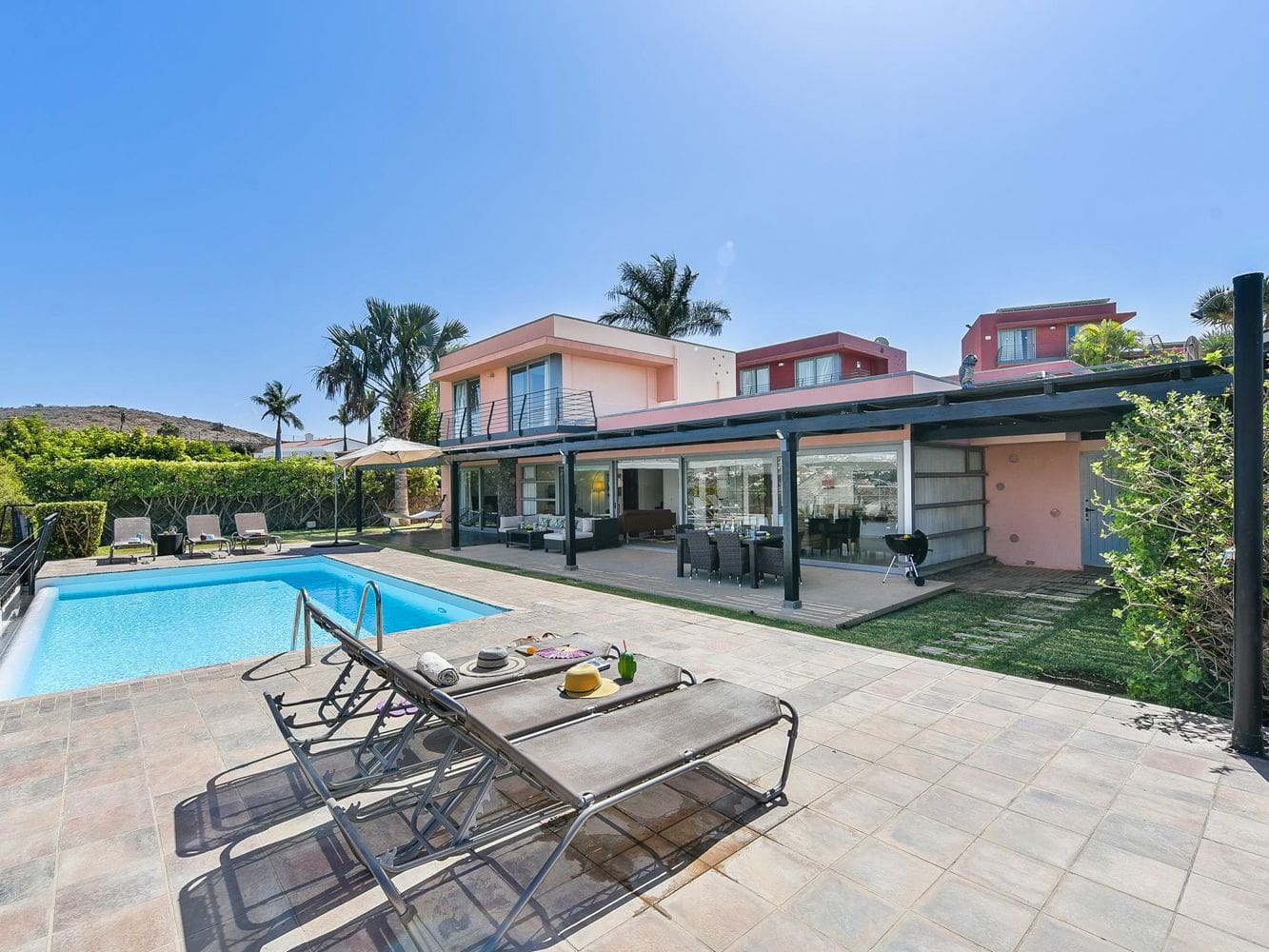 Villa Dorada Salobre Tirajana: 3-Bedroom Villa with Heated Pool at Salobre Golf Resort, Gra