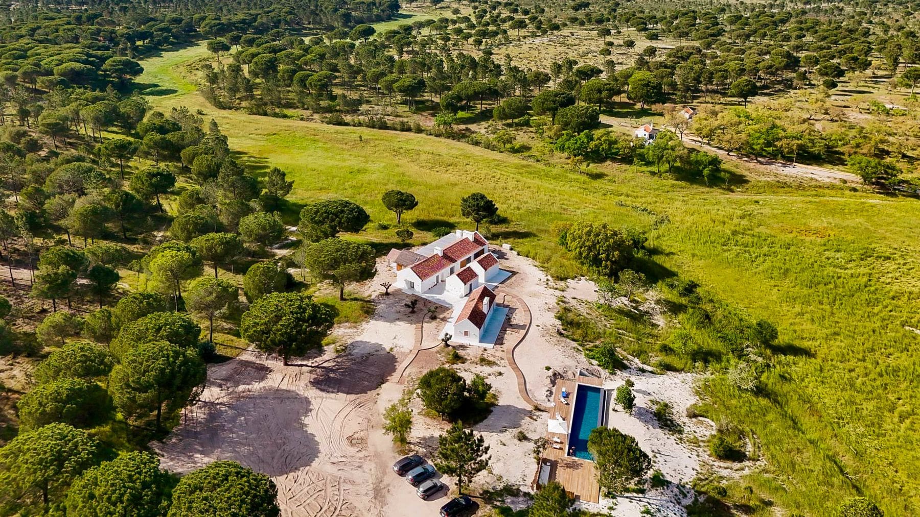 Villa Dourada Pontal Comporta: 5-Bedroom Private Estate with Heated Infinity Pool in Compor