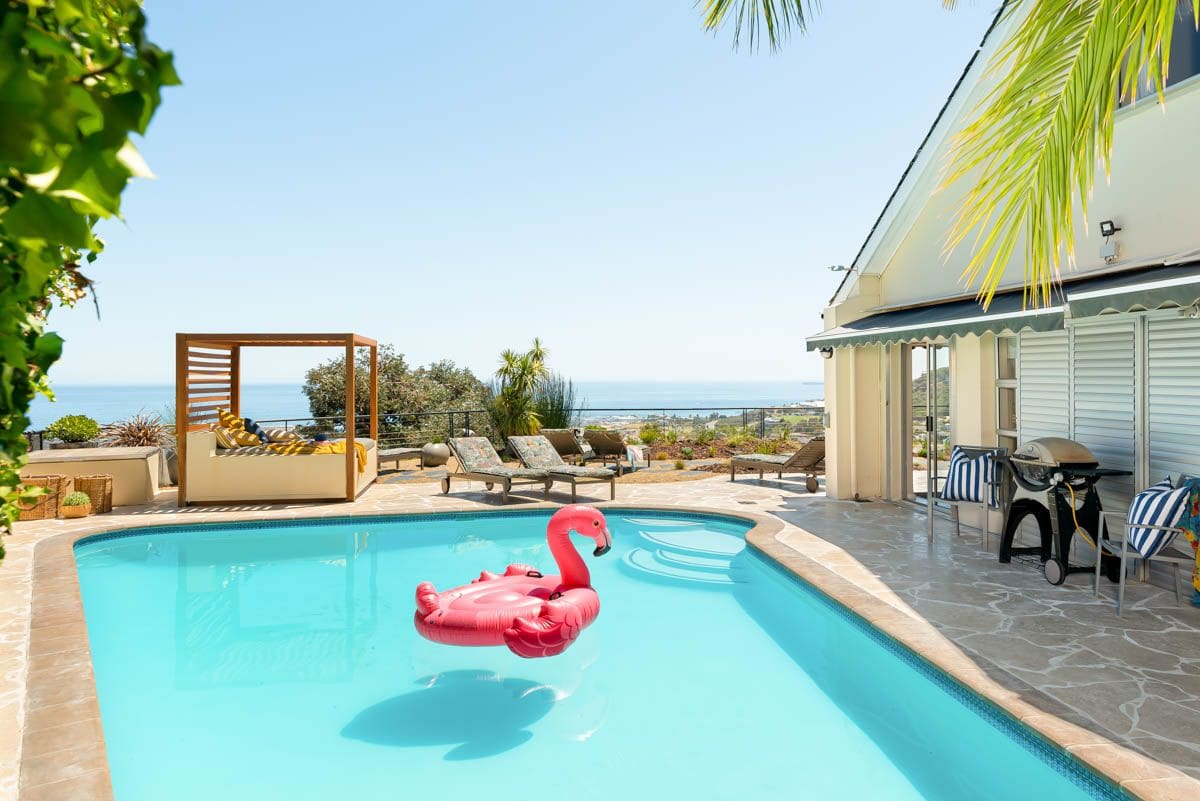 Villa Gouelig Kloof Camps Bay: 6-Bedroom Ocean-View Villa with Spa and Pool in Camps Bay, S